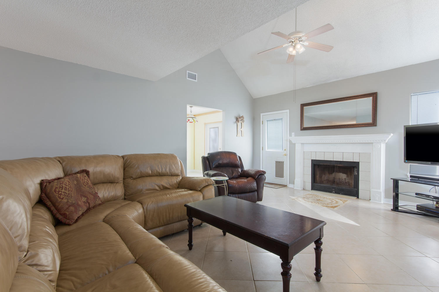 SCRANTON ESTATES - Residential