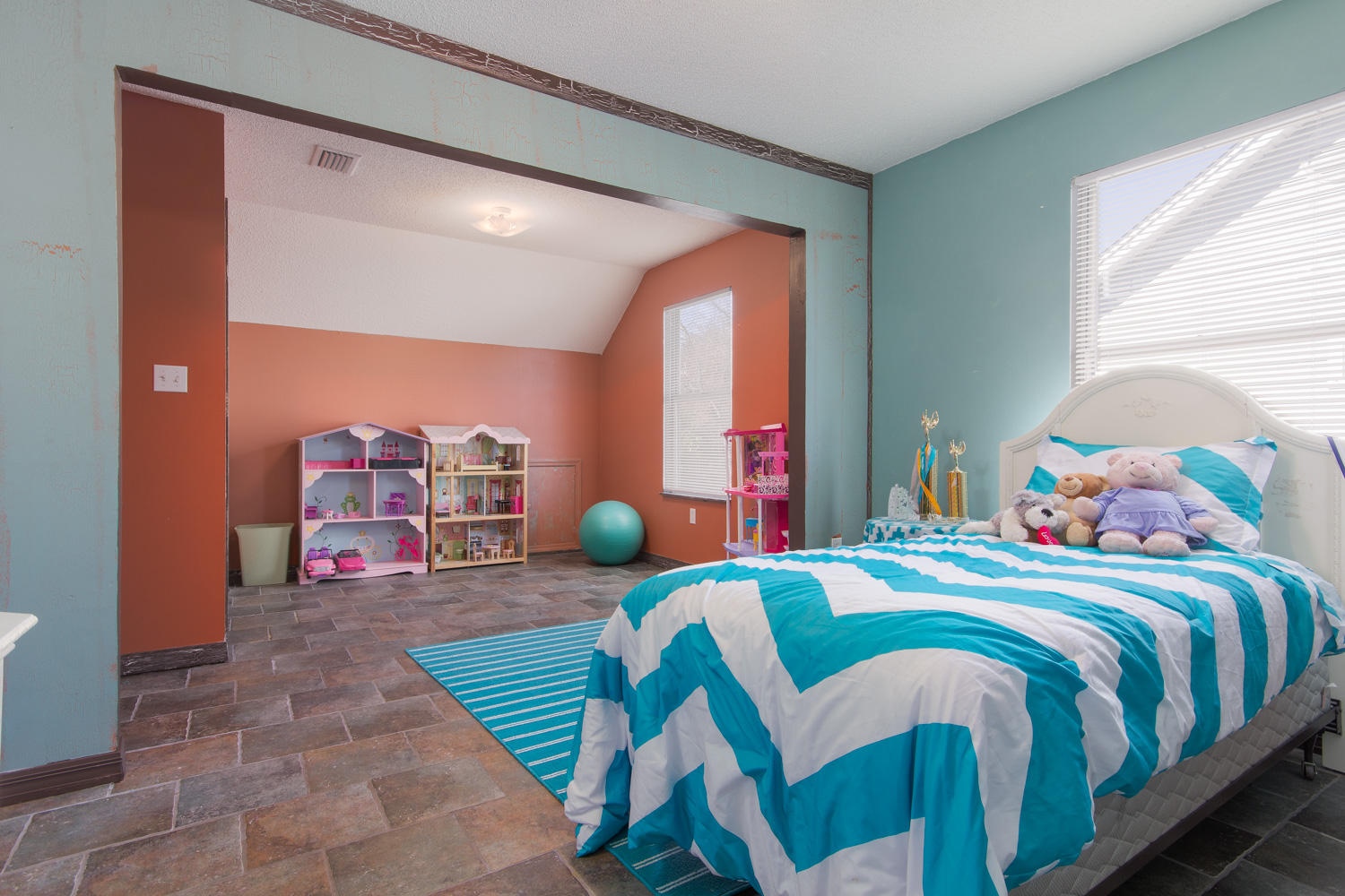 SCRANTON ESTATES - Residential