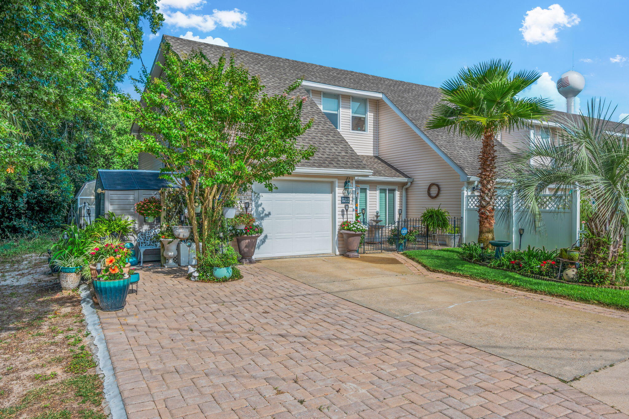 DESTIN GARDEN T/H AMEND - Residential