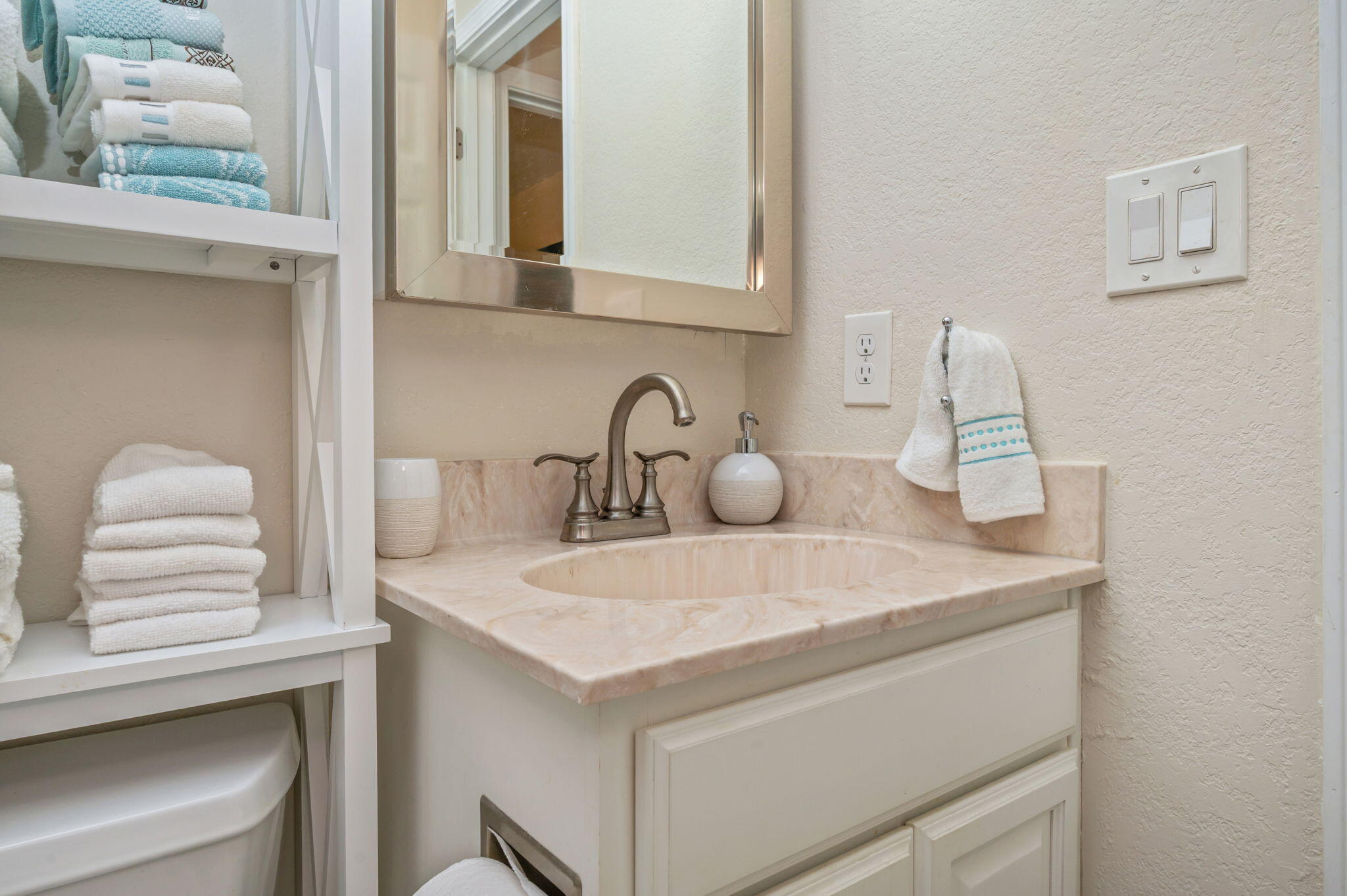 DESTIN GARDEN T/H AMEND - Residential
