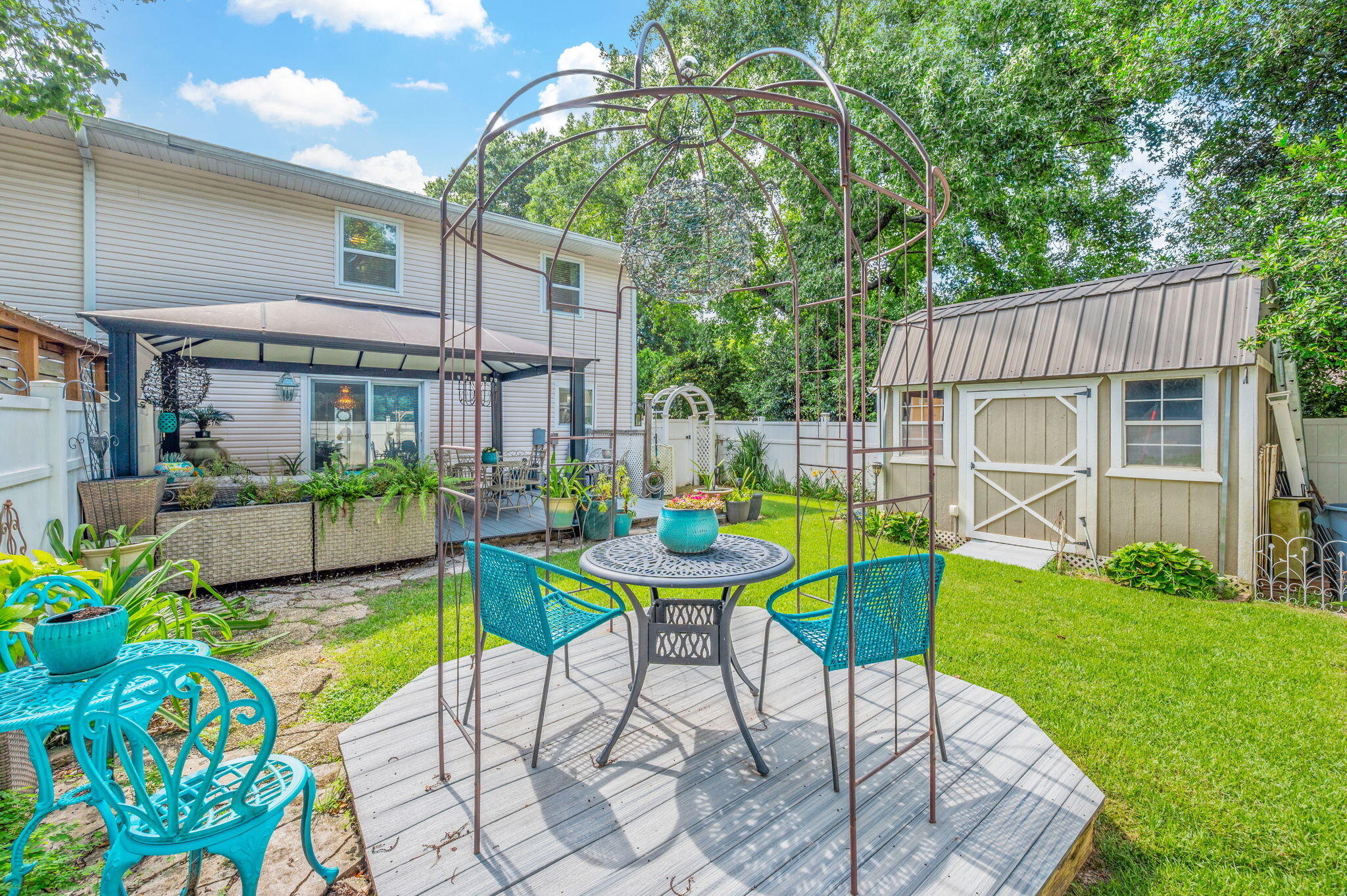 DESTIN GARDEN T/H AMEND - Residential