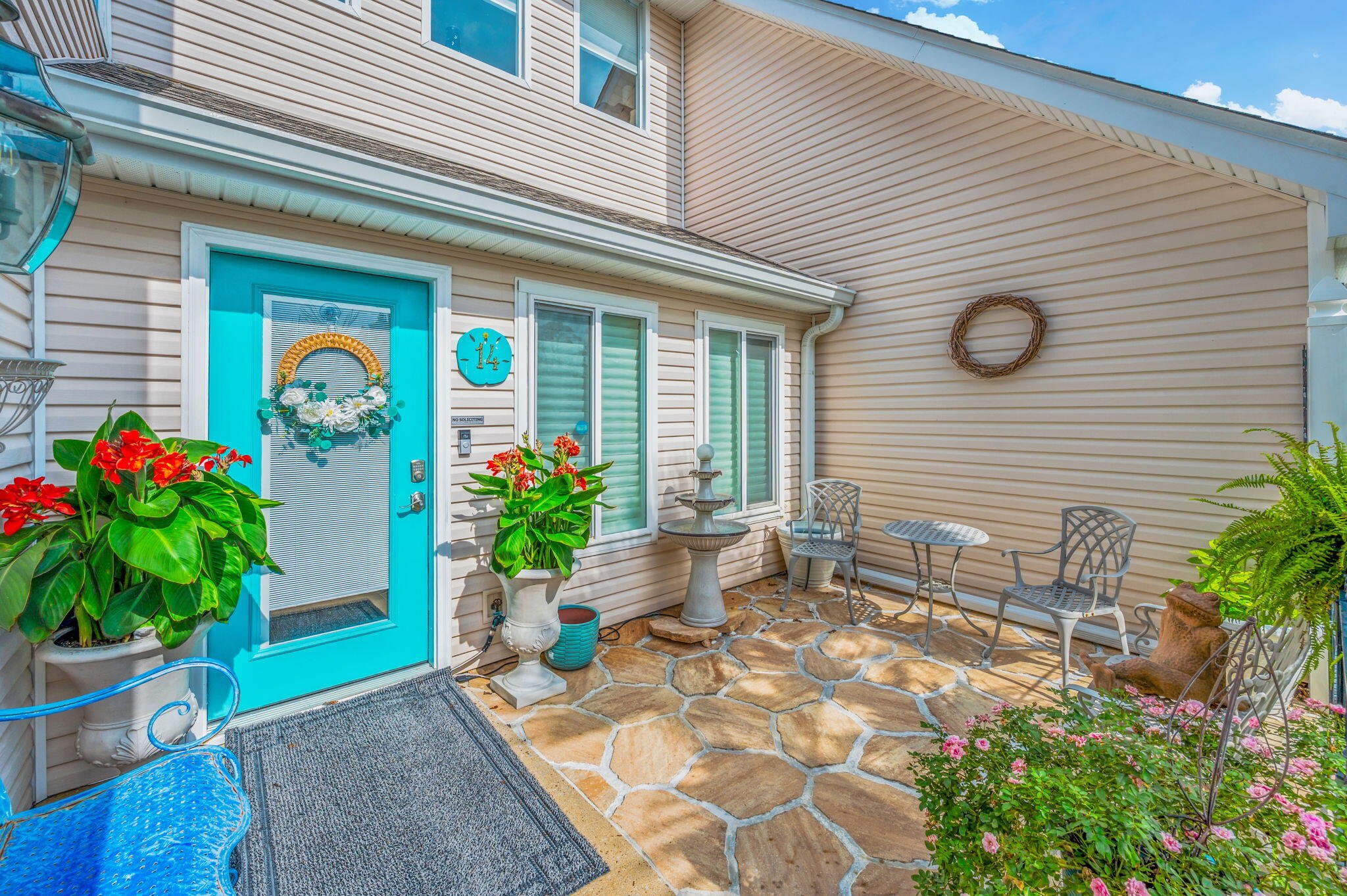 Beautifully Maintained End-Unit Townhome in the Heart of Destin - No HOA!This updated 3BR/2.5BA end-unit townhome offers an ideal blend of comfort, location, and functionality--perfect as a primary residence, second home, or investment property. Centrally located just minutes from Crab Island, Joe's Bayou boat launch, Destin Harbor, beaches, parks, shopping, dining, and schools.Inside, you'll find an open floorplan with a spacious living area and a versatile loft/flex space--ideal for a home office, playroom, or additional lounge area. Renovations in 2016 include updated flooring, cabinetry, windows, doors, paint, fixtures, and more. The kitchen provides generous counter and cabinet space, and the dining area opens to a covered patio--perfect for outdoor dining or relaxing. The yard is a standout feature with beautifully established lush zoysia grass, an irrigation system, and a privacy fence for added seclusion. Two outdoor storage sheds offer ample storage space, and the one-car attached garage adds convenience and security.
Tucked in a quiet, well-kept neighborhood with no HOA fees, this move-in ready home truly checks all the boxes for low-maintenance coastal living in the heart of Destin.