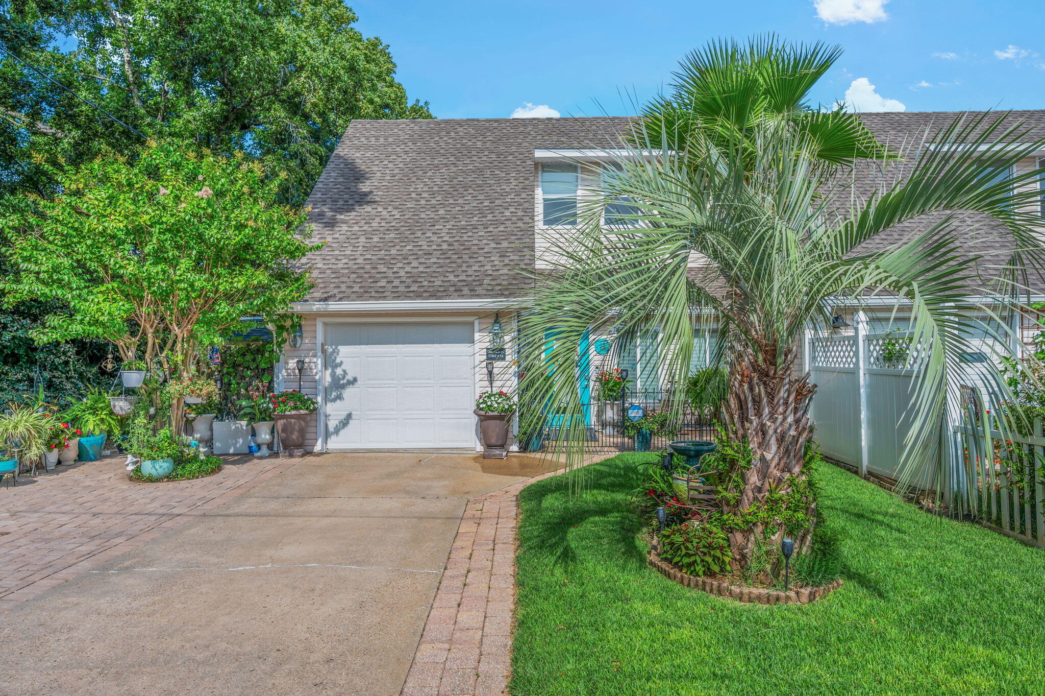 DESTIN GARDEN T/H AMEND - Residential