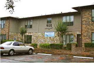 This office is also wired to be a Dental Office and is a turn key opportunity for both Medical and Dental Operations. Medical office space across the street from the Fort Walton Beach Hospital featuring two exam rooms, two bathrooms, office, receptionists area, waiting room, nursing station, break room, and administration room. MOVE IN SPECIAL, Discounted rate $1500 per month for the first 6 months then rate goes to $1800 per month.