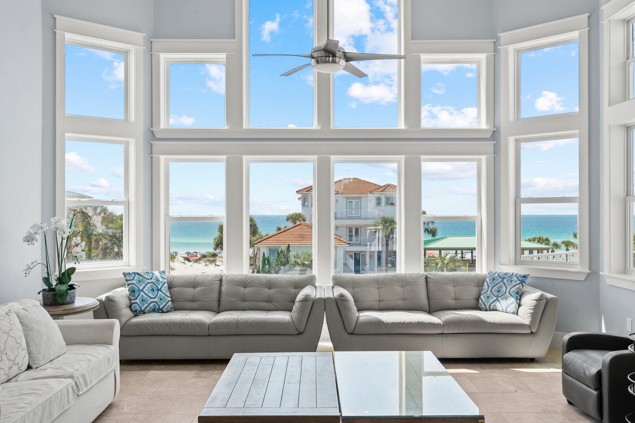 CRYSTAL SHORES - Residential