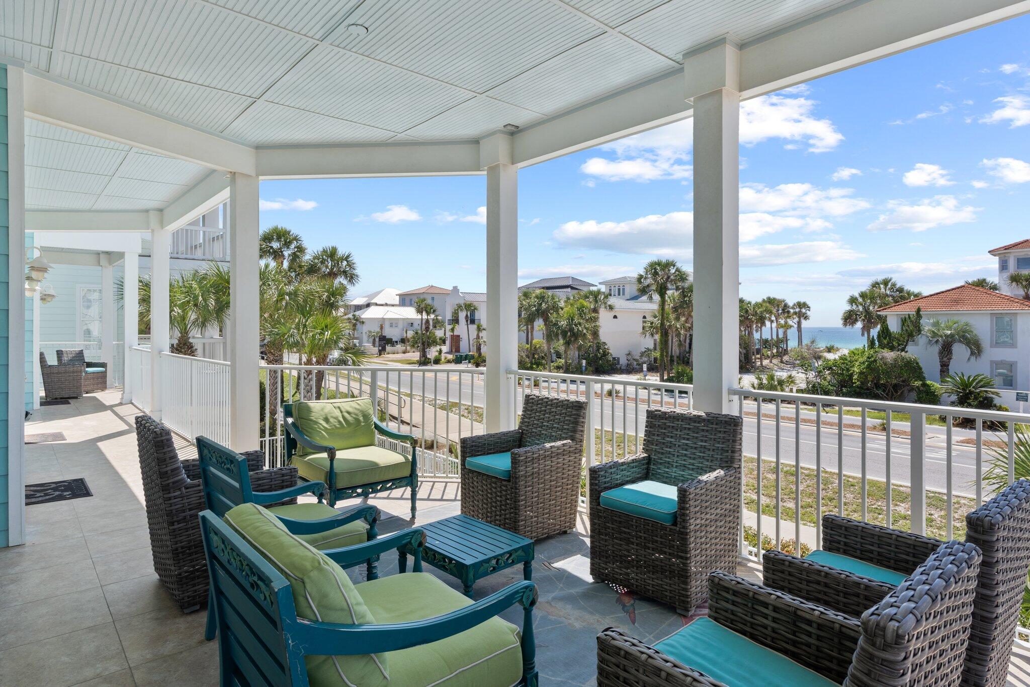 CRYSTAL SHORES - Residential