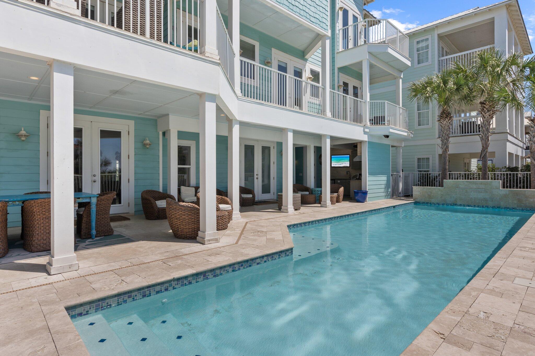 CRYSTAL SHORES - Residential