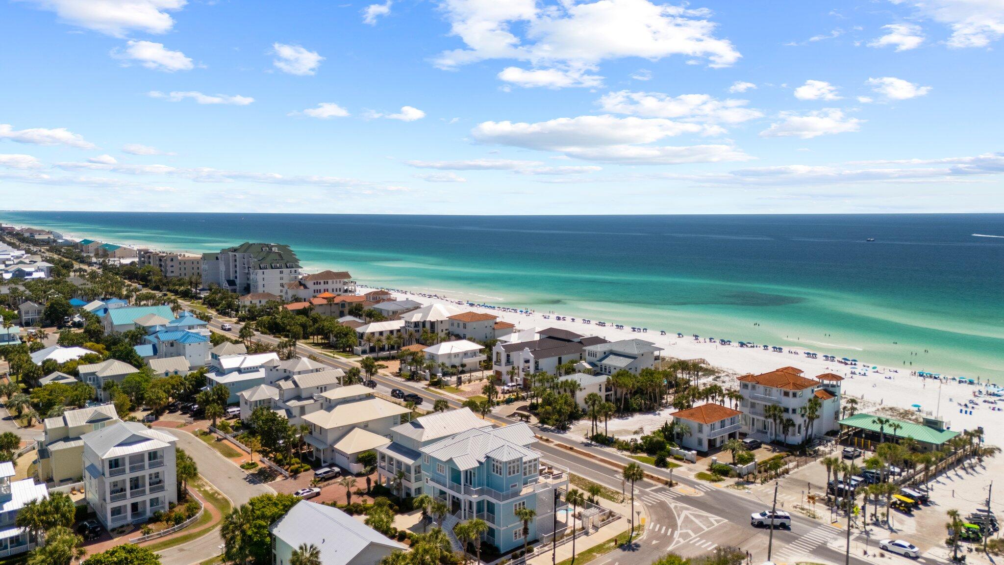 CRYSTAL SHORES - Residential