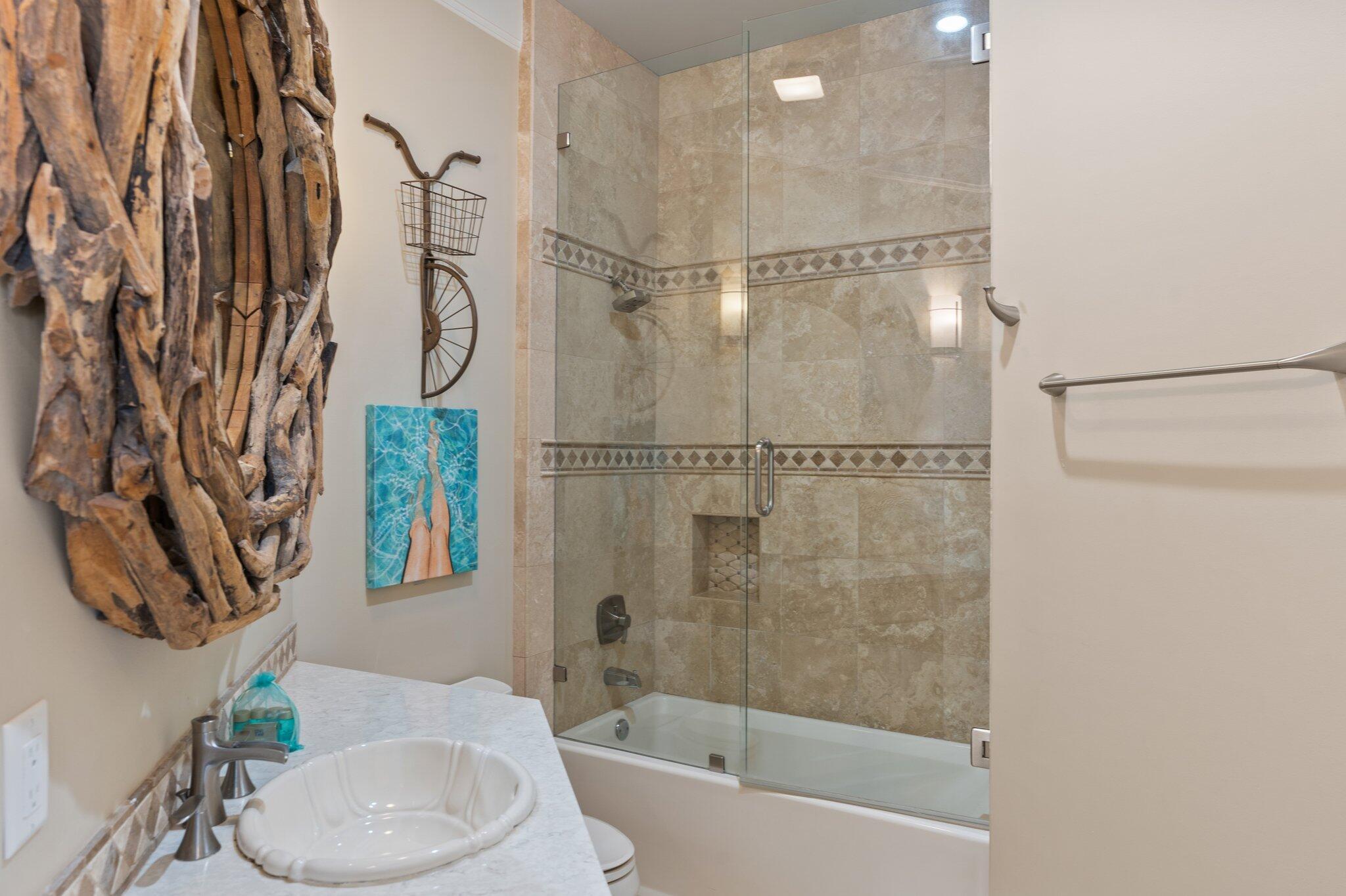CRYSTAL SHORES - Residential
