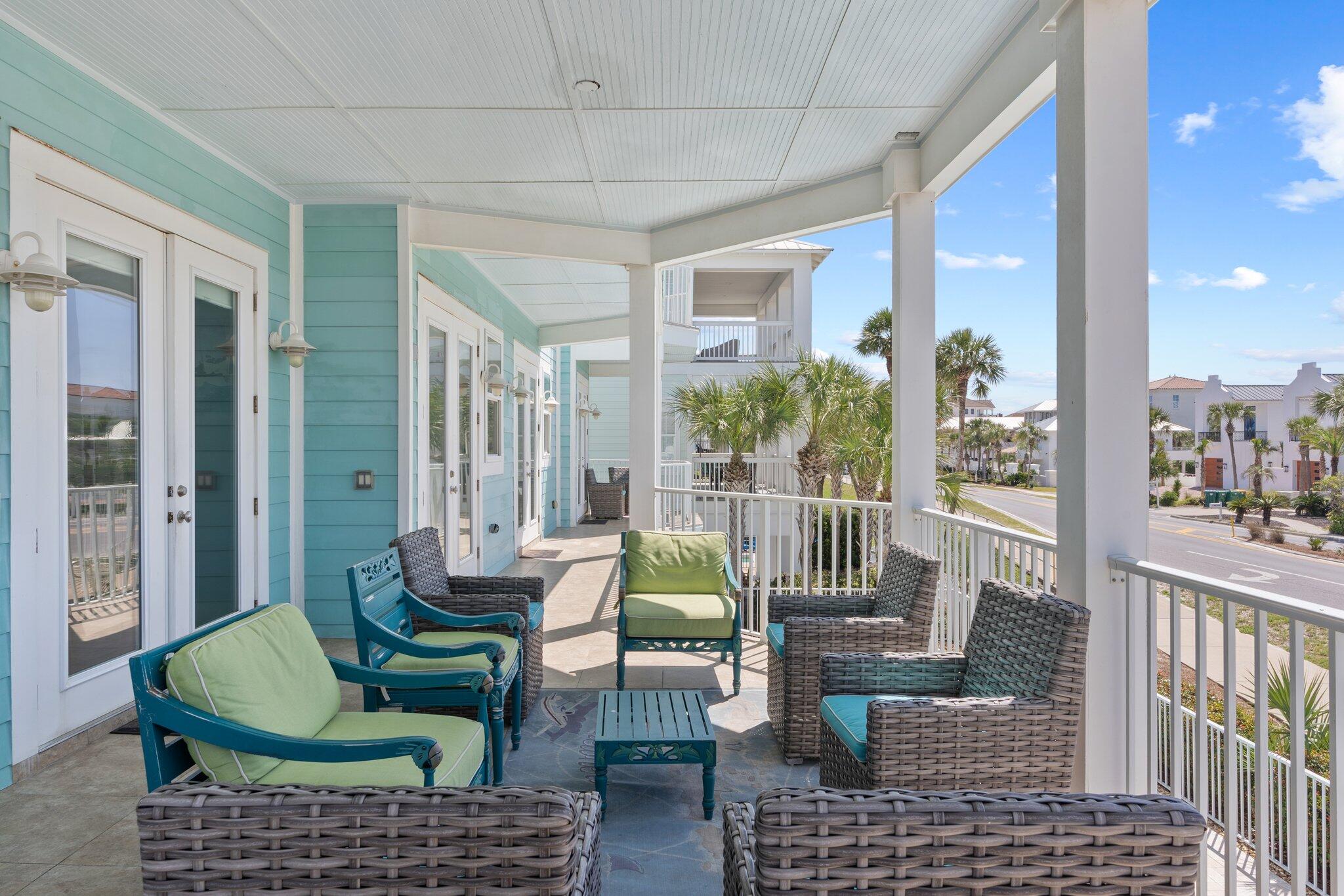 CRYSTAL SHORES - Residential