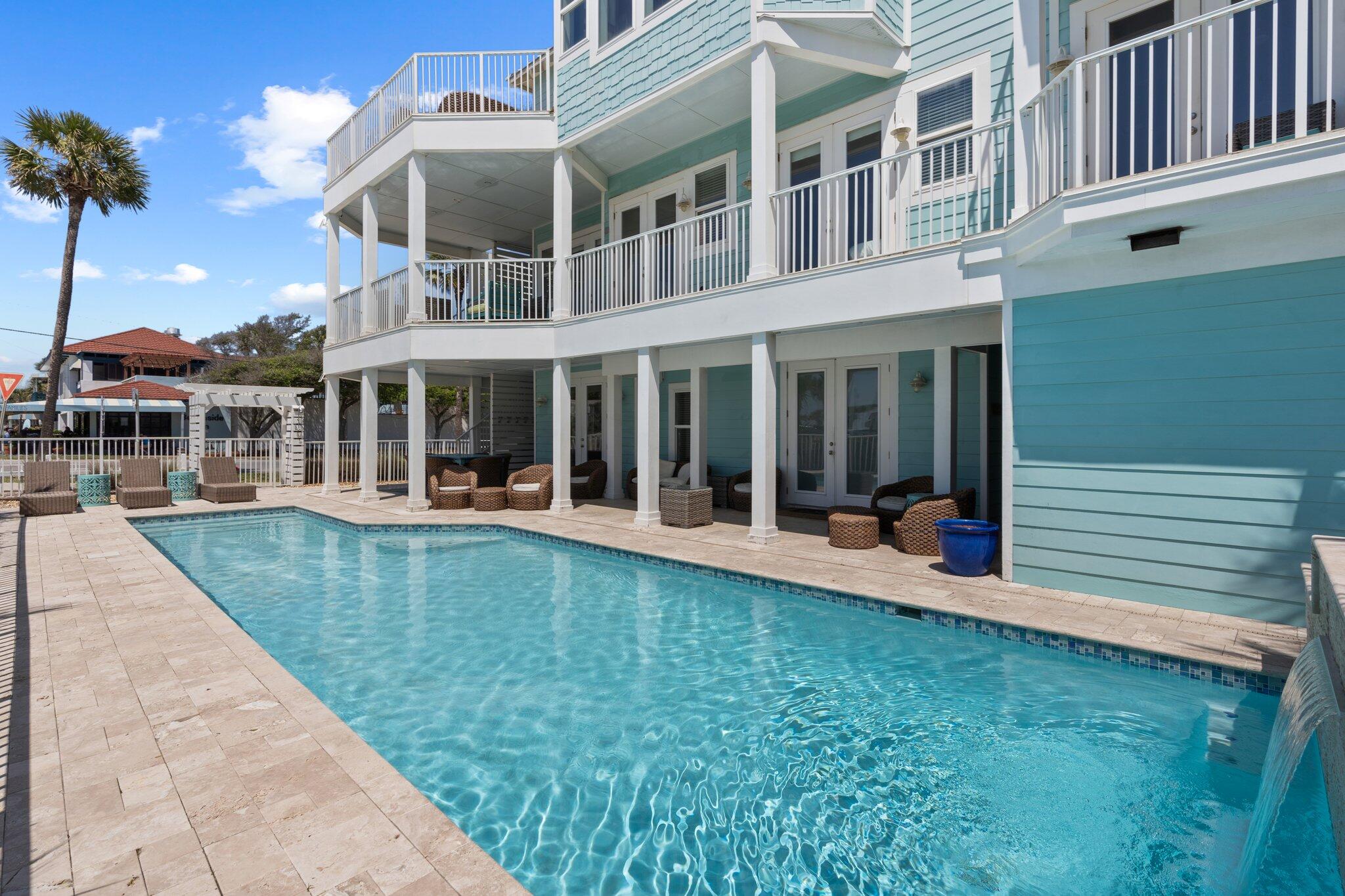 CRYSTAL SHORES - Residential