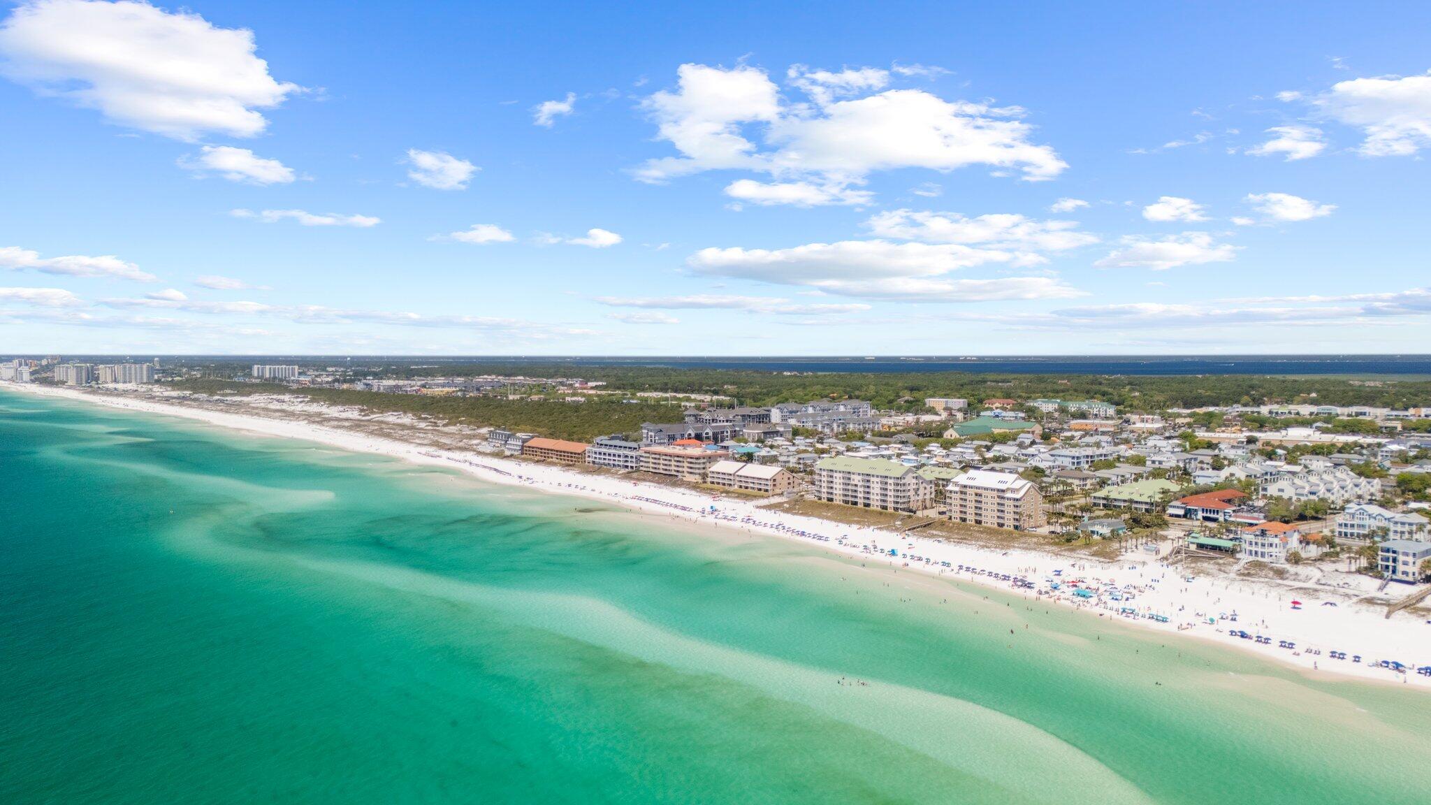 CRYSTAL SHORES - Residential