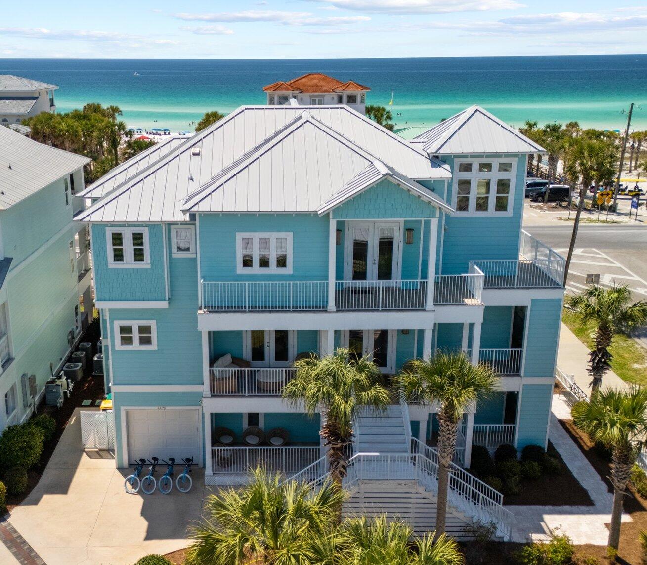 CRYSTAL SHORES - Residential