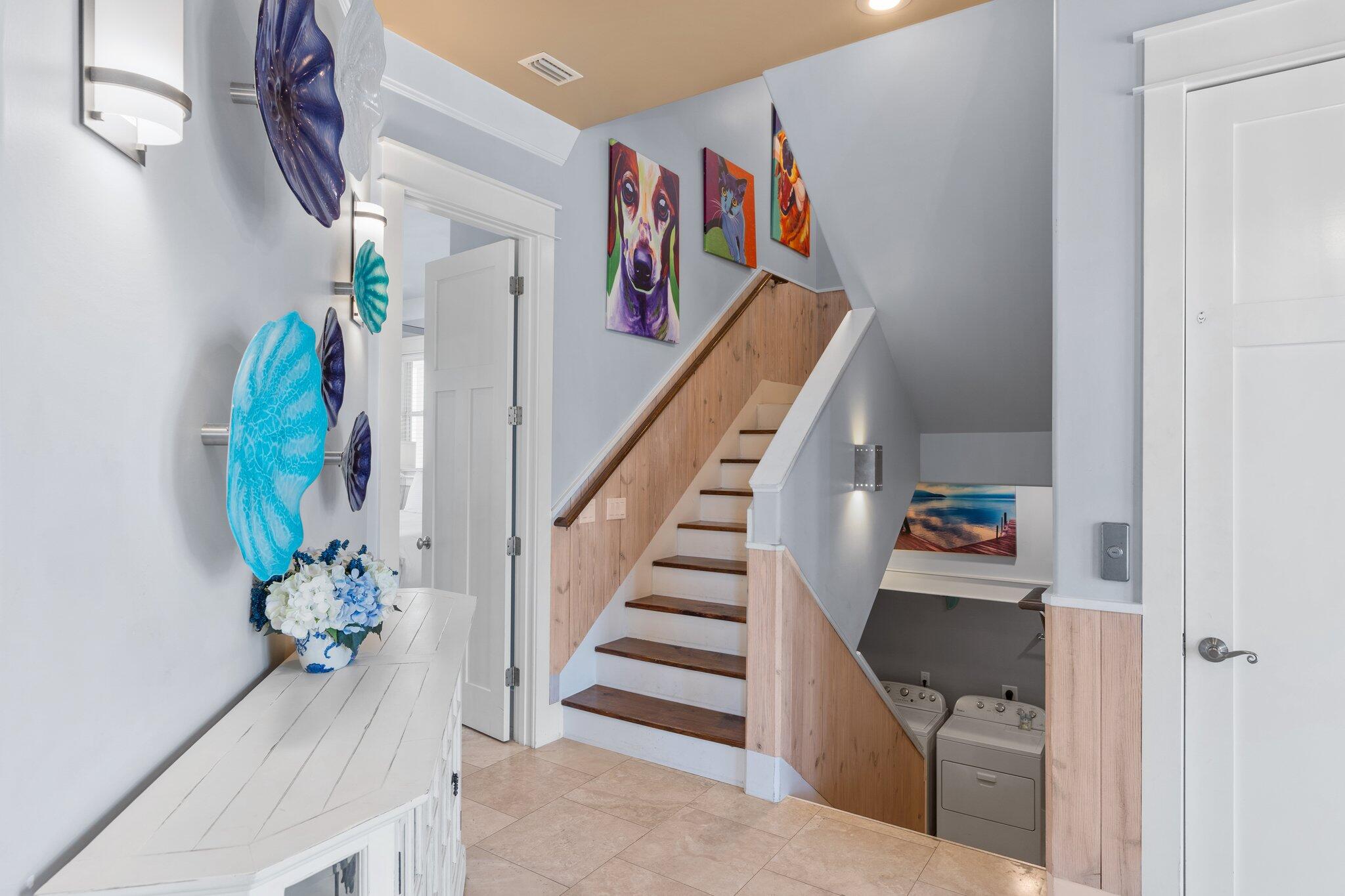 CRYSTAL SHORES - Residential