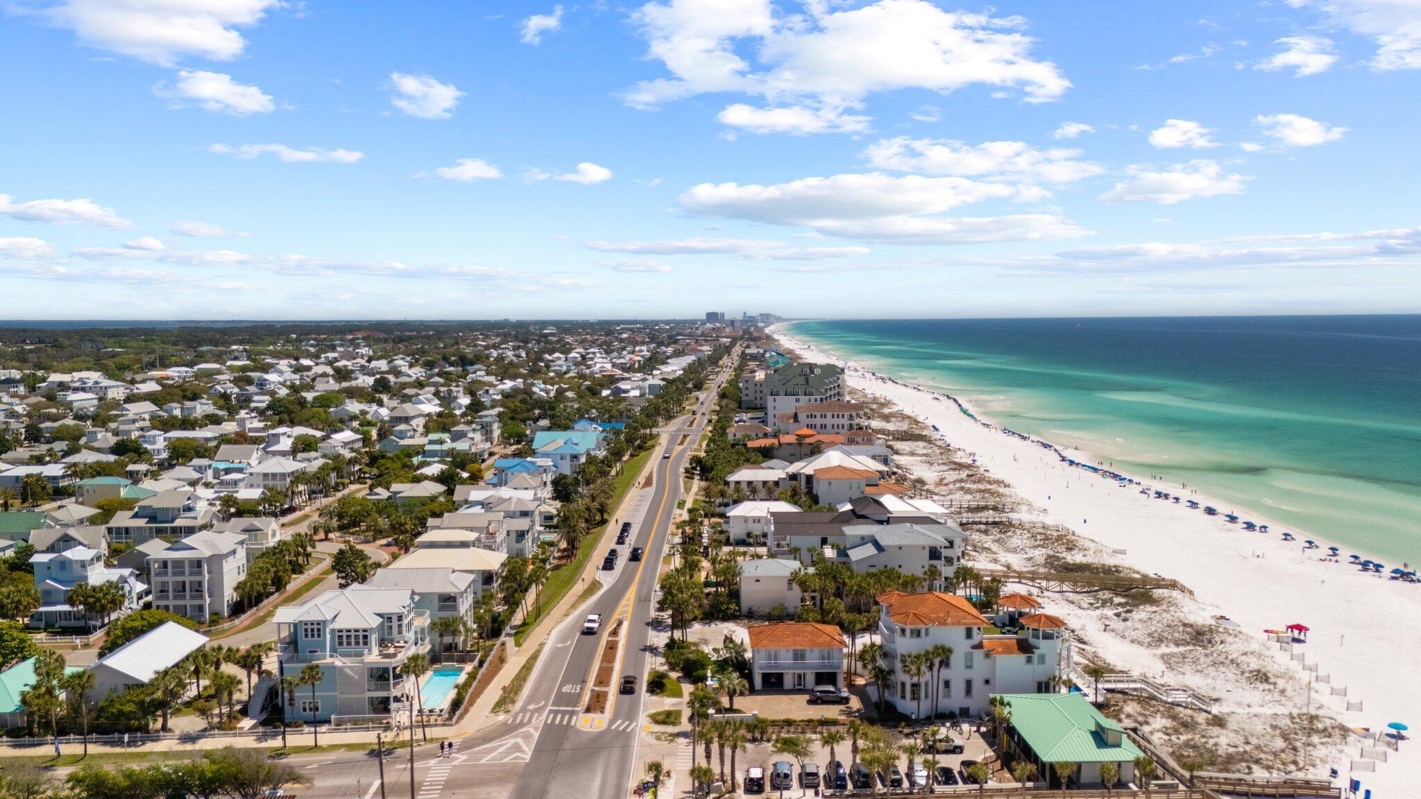 CRYSTAL SHORES - Residential