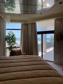 REGENCY TOWERS - Residential