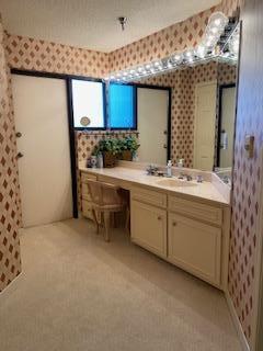 REGENCY TOWERS - Residential