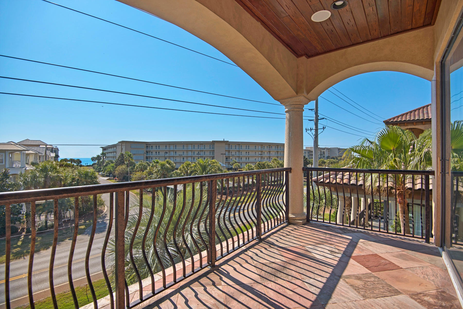 SAINT TROPEZ - Residential