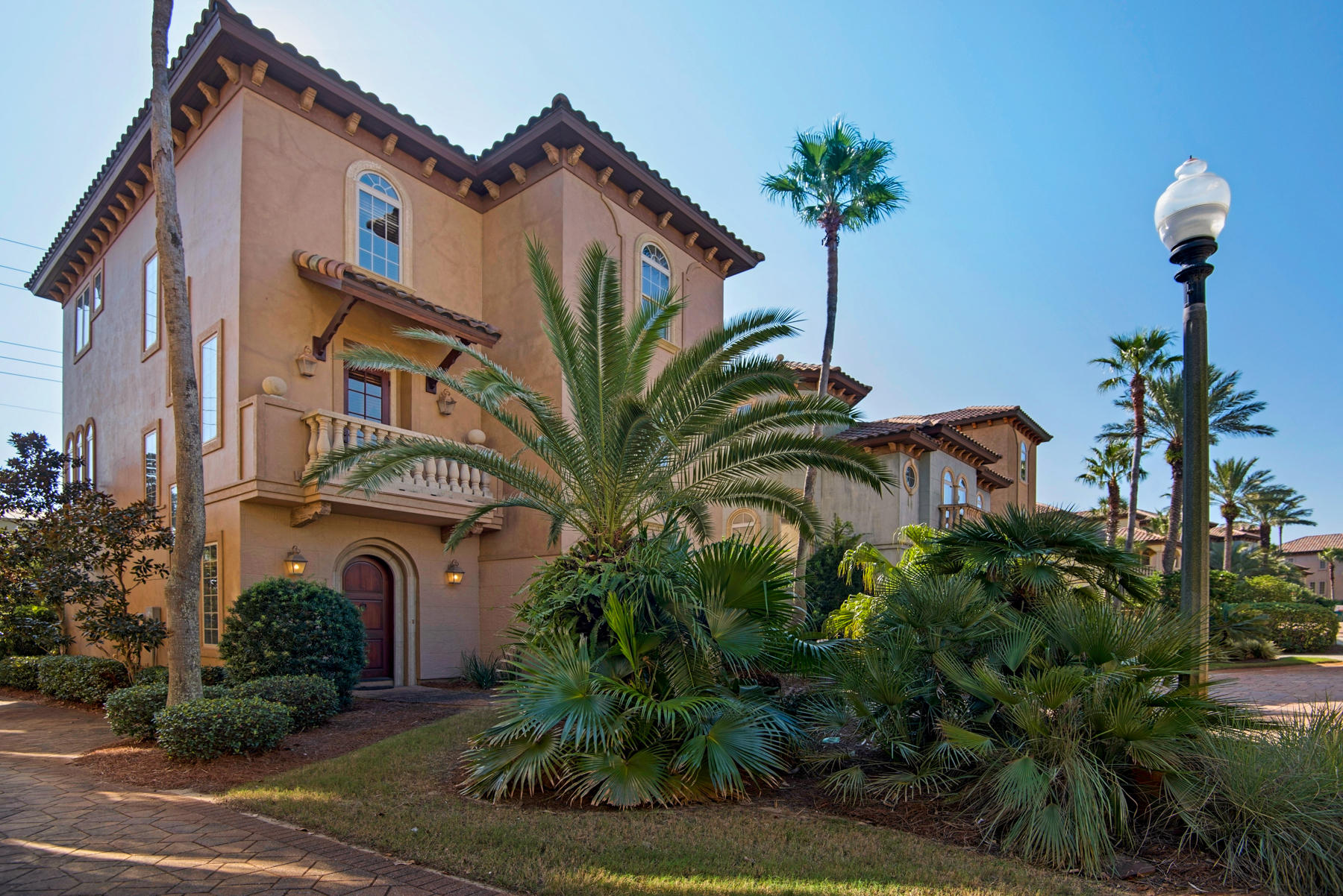 SAINT TROPEZ - Residential