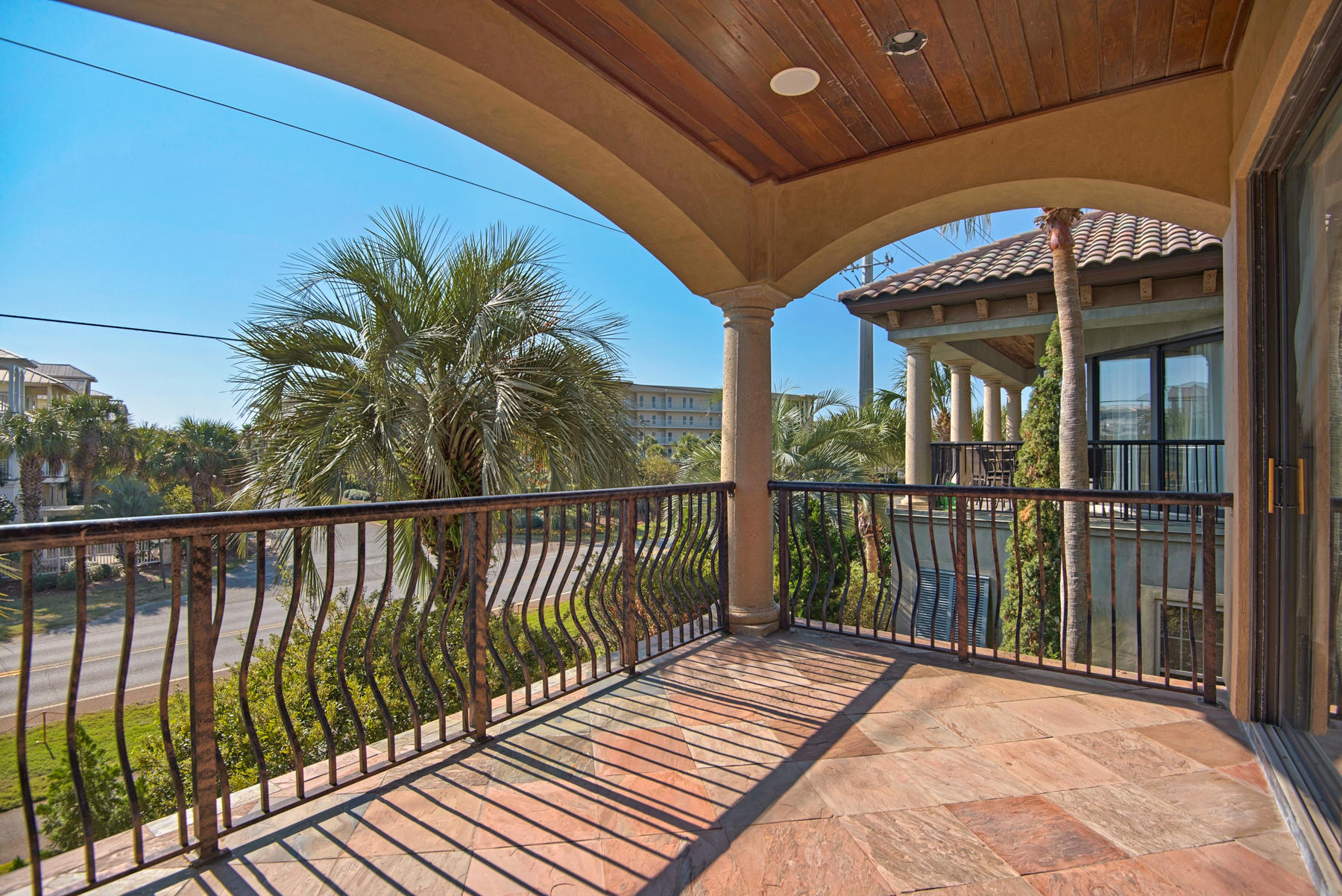 SAINT TROPEZ - Residential