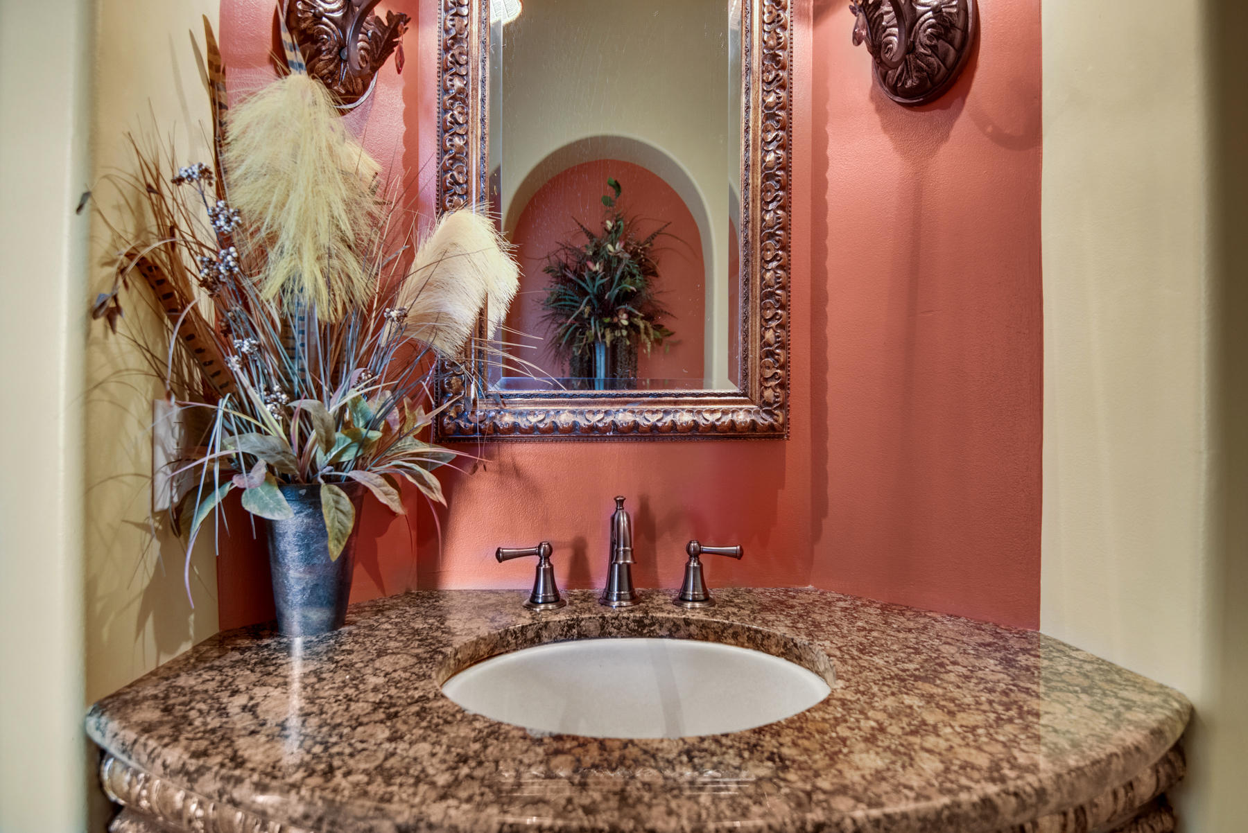 SAINT TROPEZ - Residential