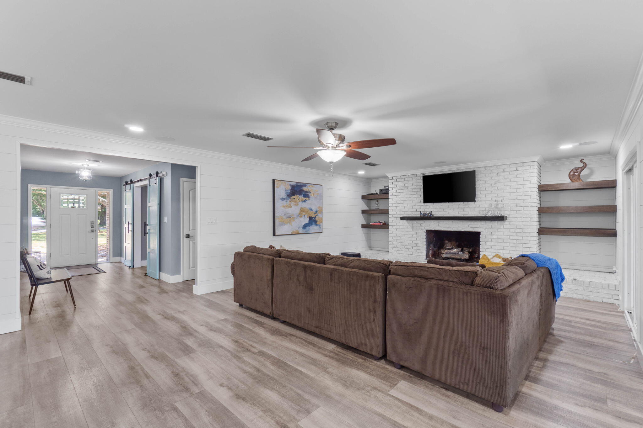 COLONY ESTATES - Residential