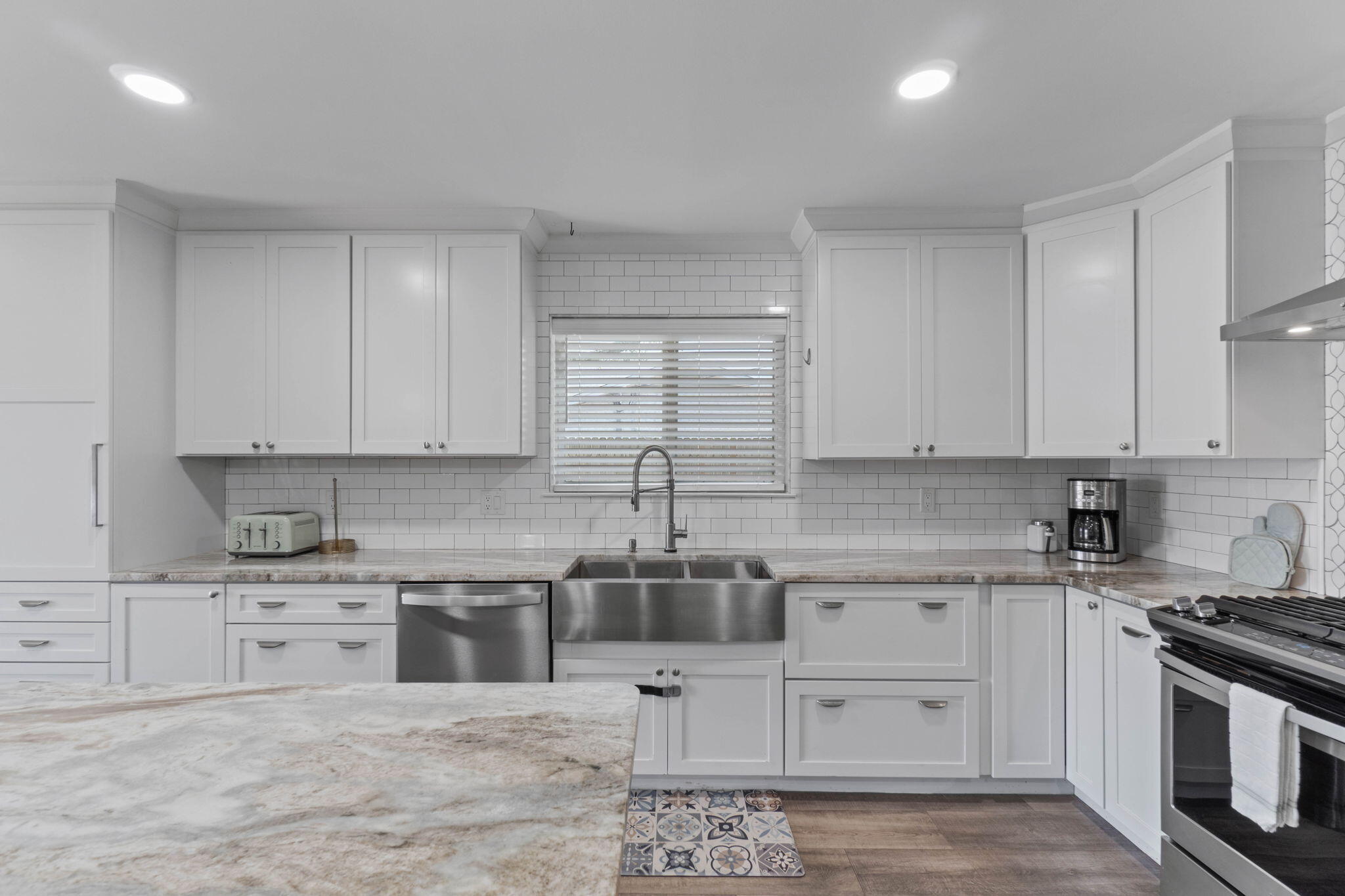 COLONY ESTATES - Residential