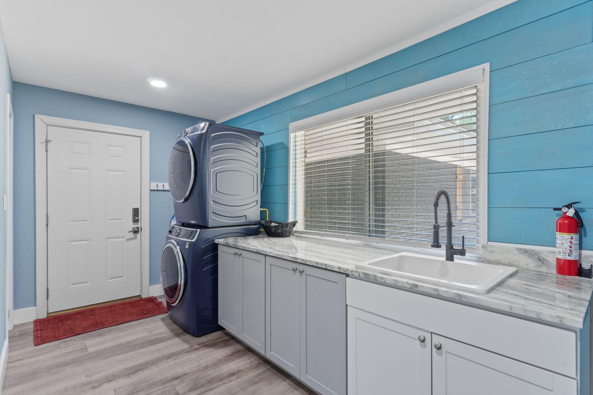 COLONY ESTATES - Residential