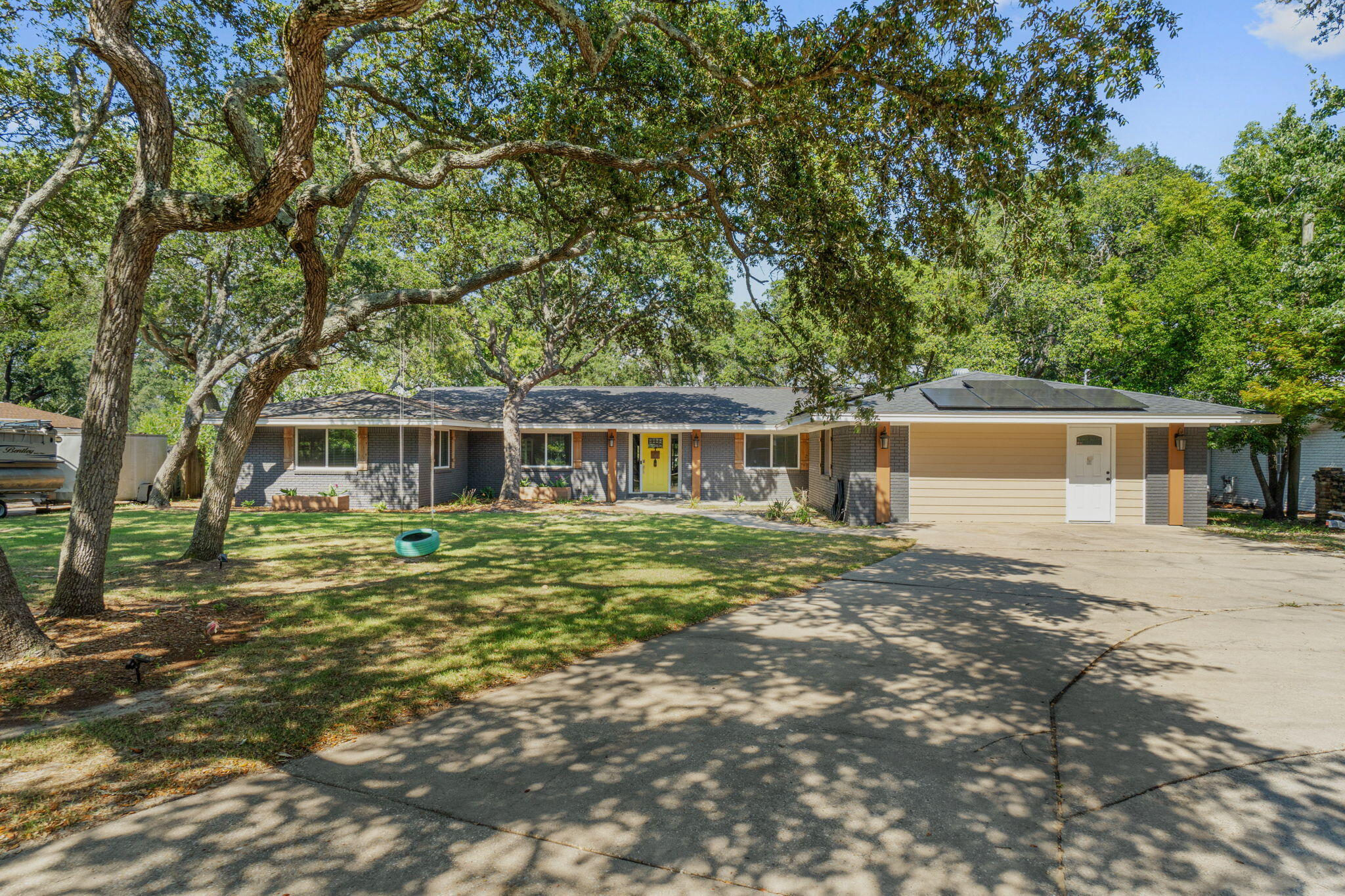 COLONY ESTATES - Residential