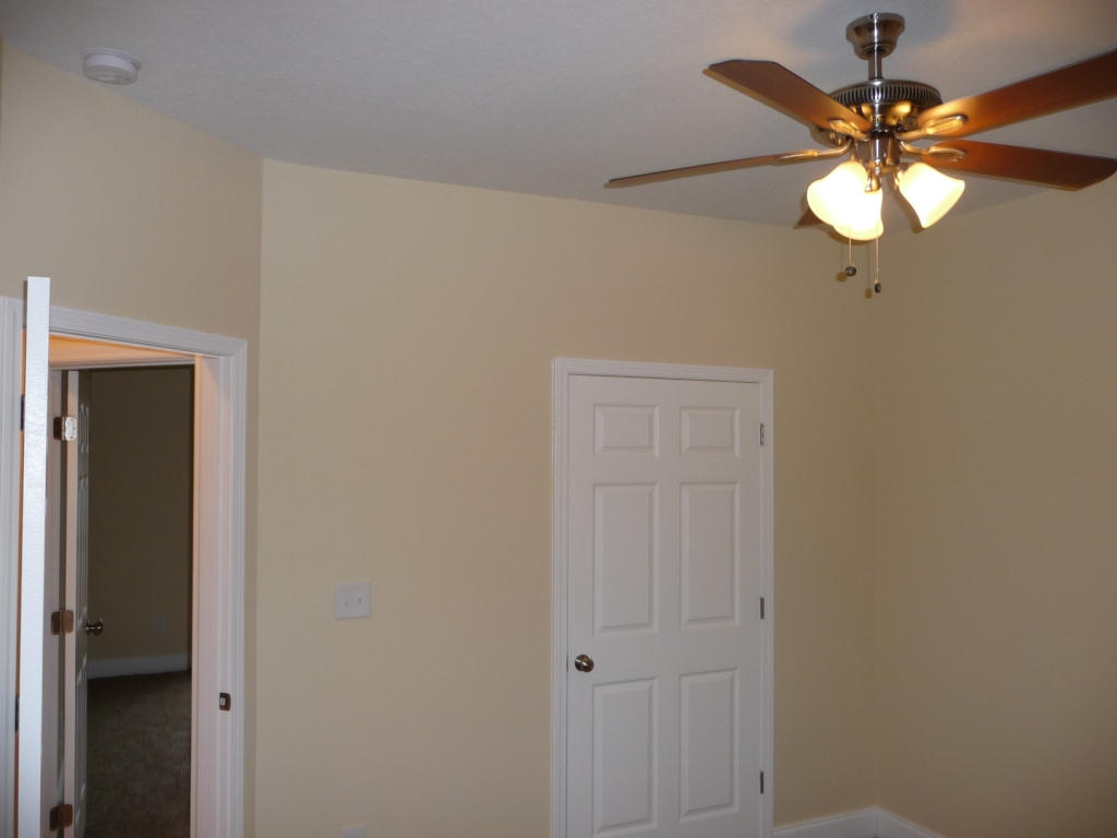 VESTS HEIGHTS 1ST ADEN - Residential