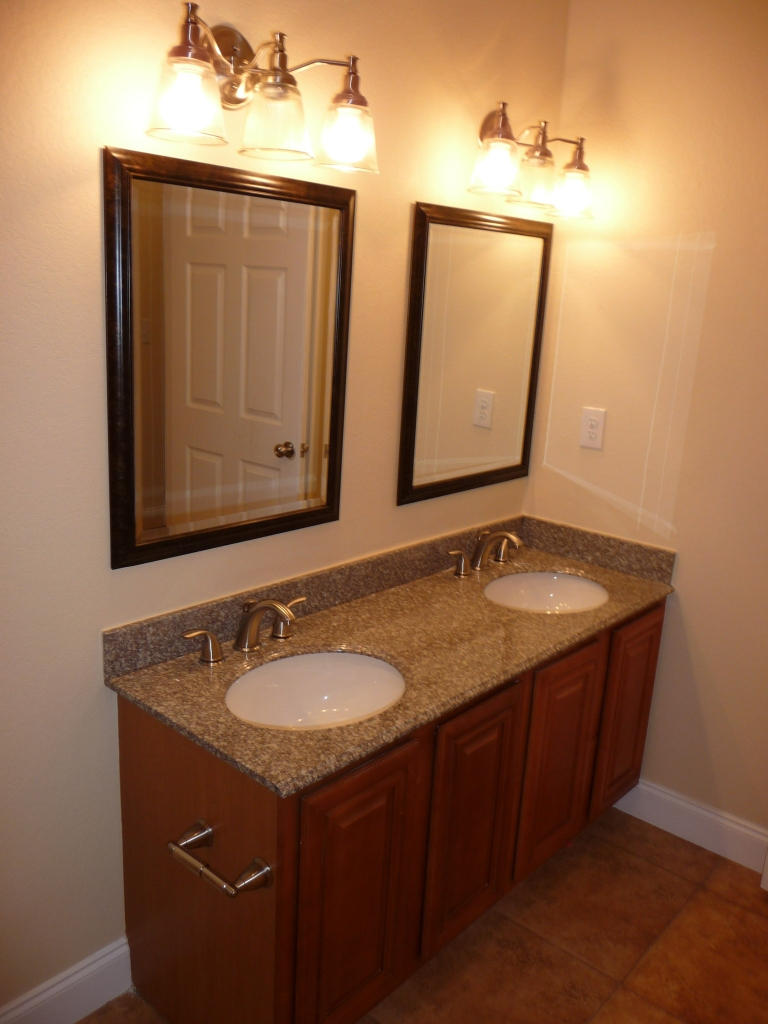 VESTS HEIGHTS 1ST ADEN - Residential