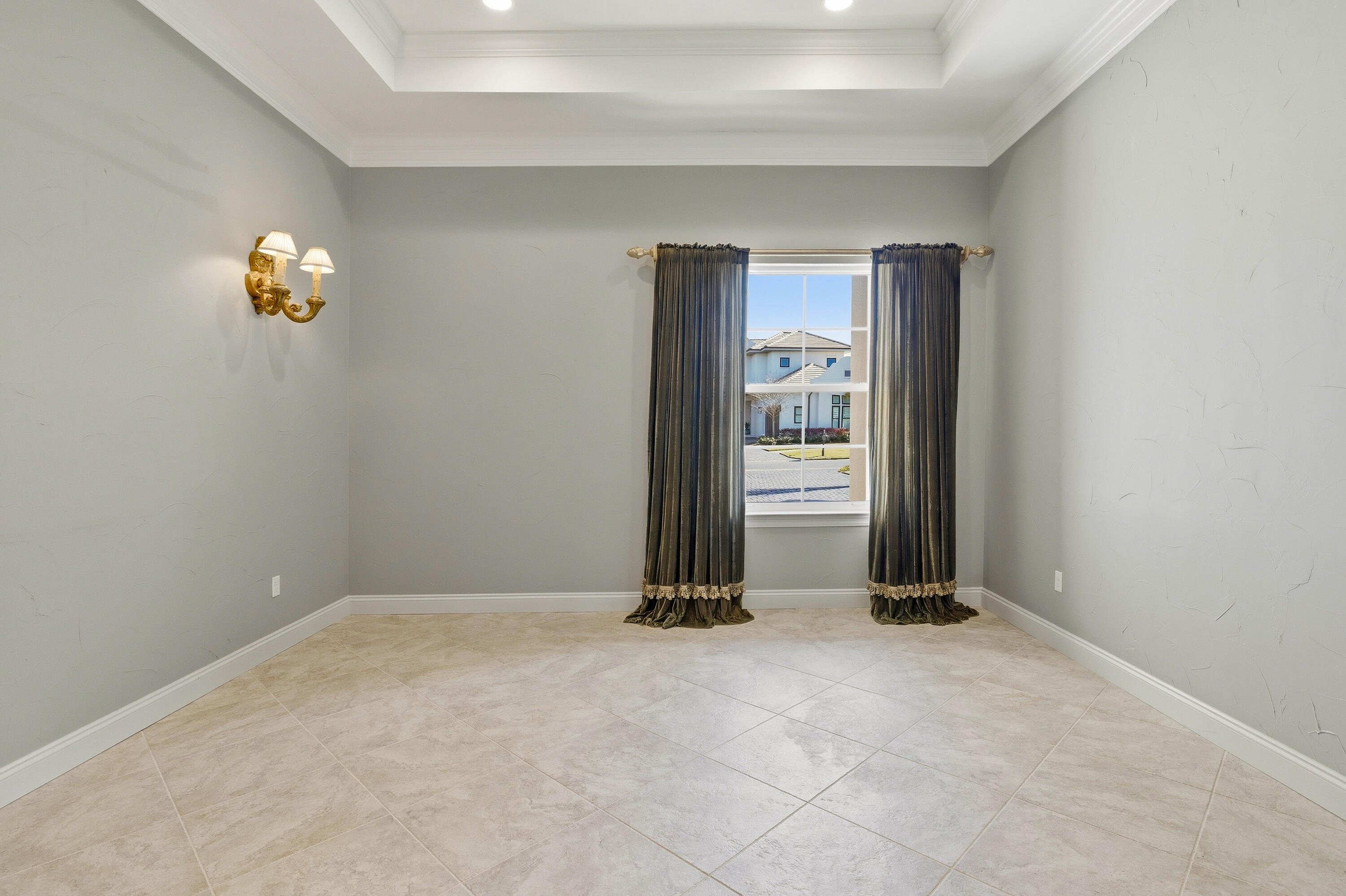 REGATTA BAY PATIO HOMES - Residential