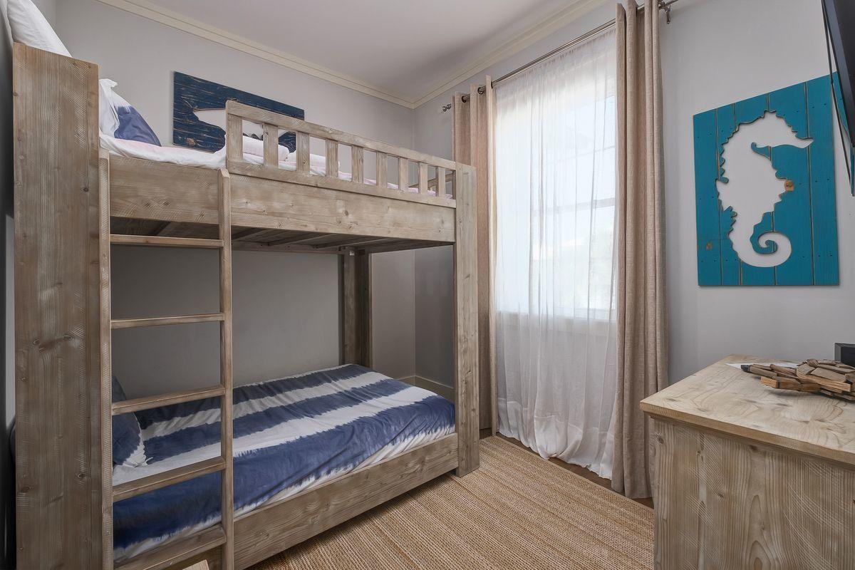 SEACREST BEACH PH 2 - Residential