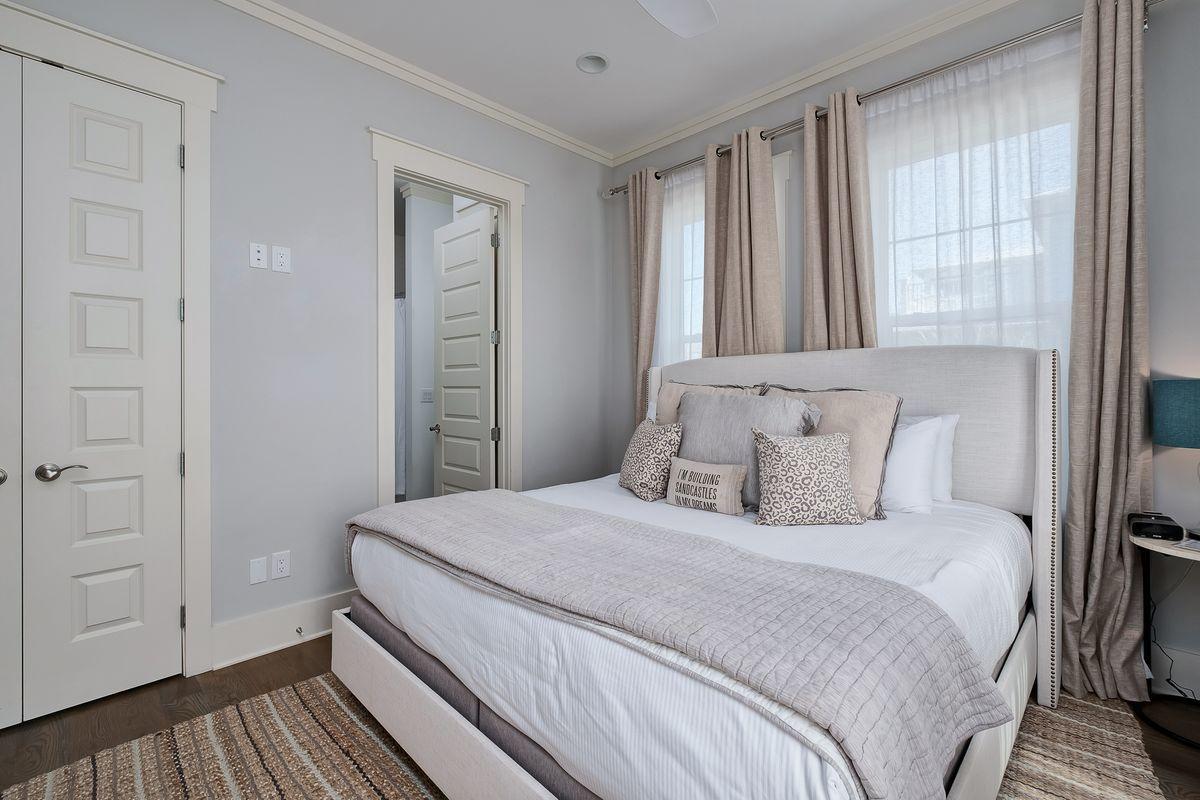 SEACREST BEACH PH 2 - Residential