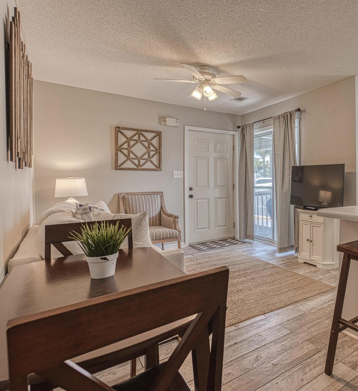 BEACHSIDE VILLAS CONDO - Residential