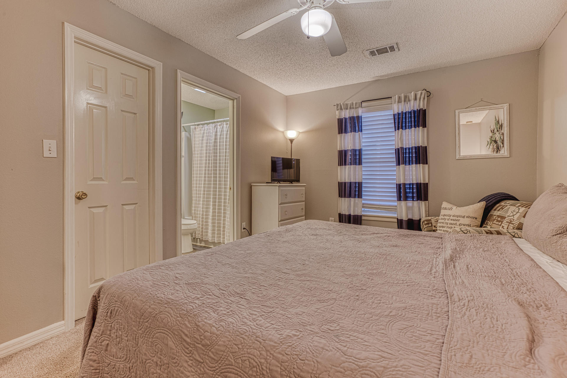 BEACHSIDE VILLAS CONDO - Residential