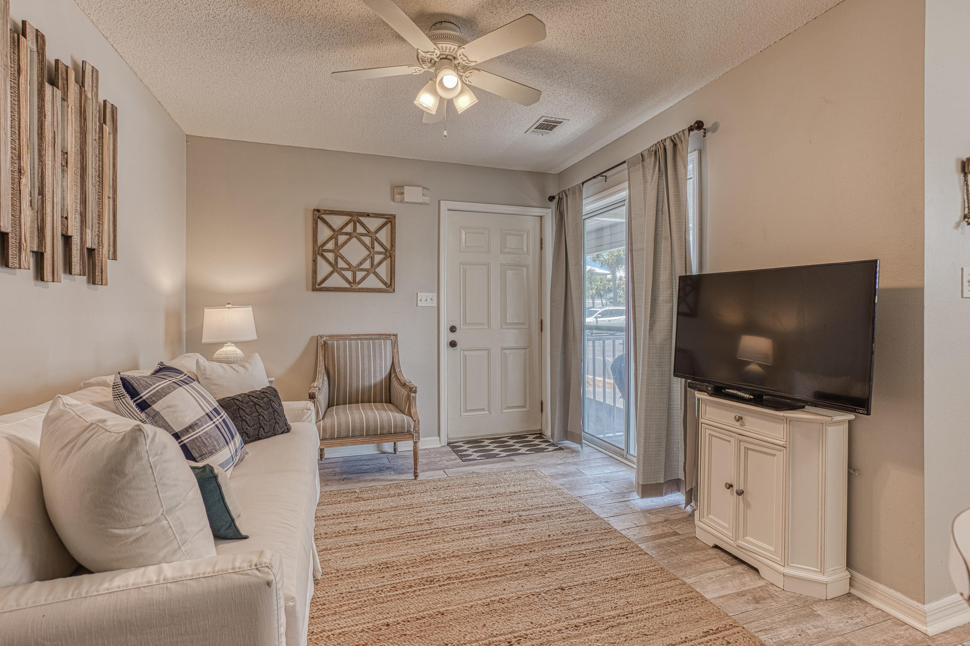 BEACHSIDE VILLAS CONDO - Residential