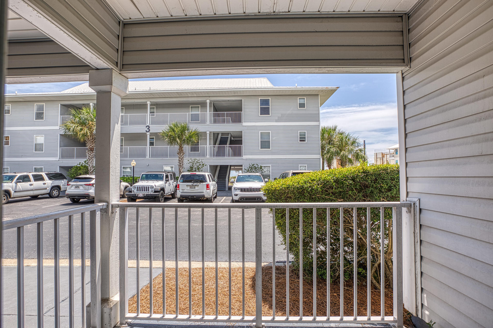 BEACHSIDE VILLAS CONDO - Residential