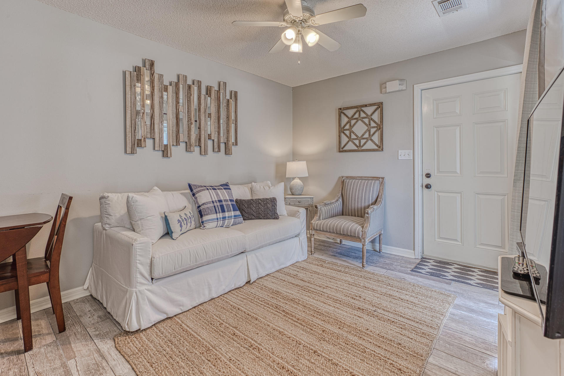 BEACHSIDE VILLAS CONDO - Residential