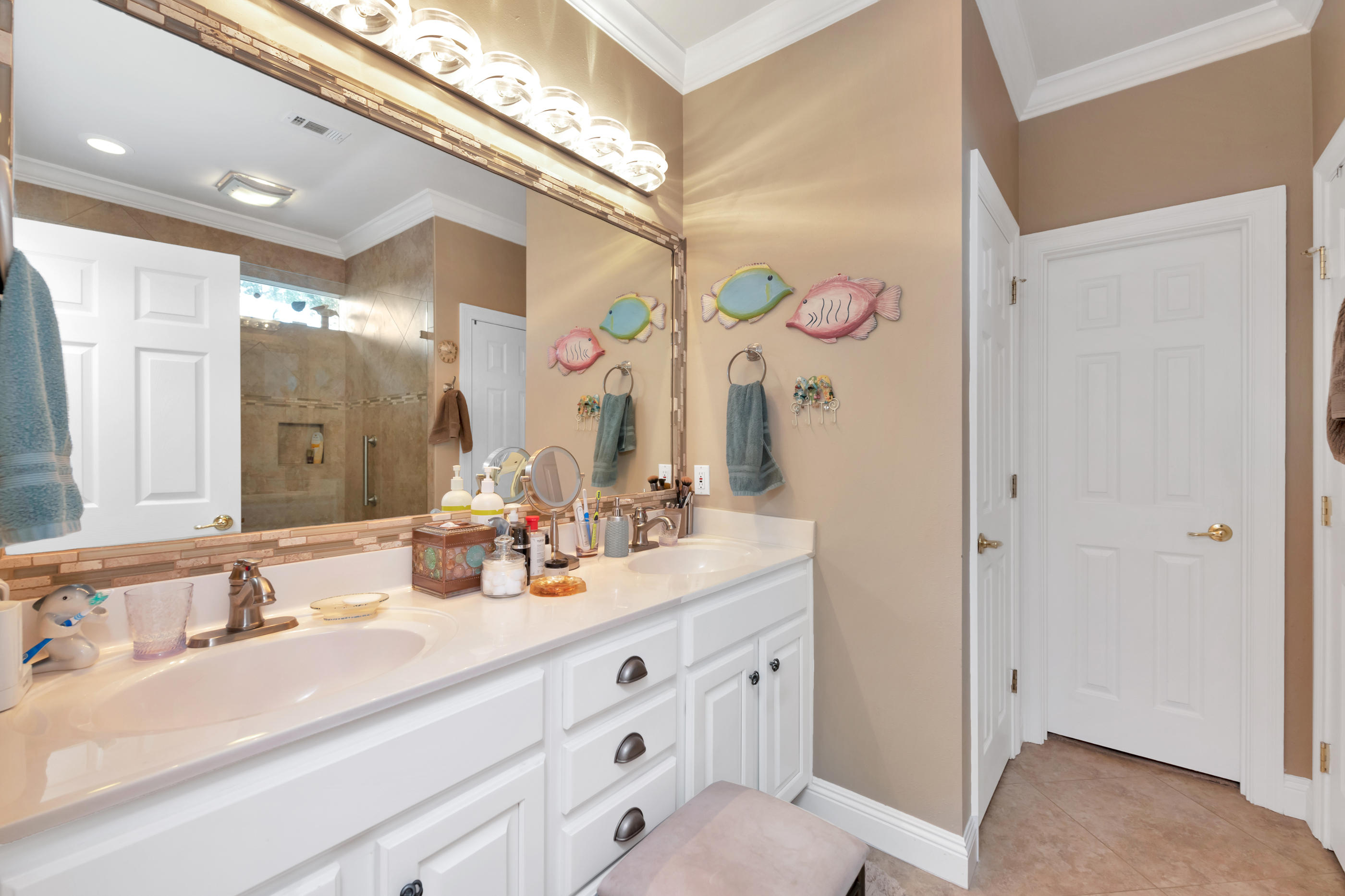 BLUEWATER BAY VILLAGE 1A - Residential