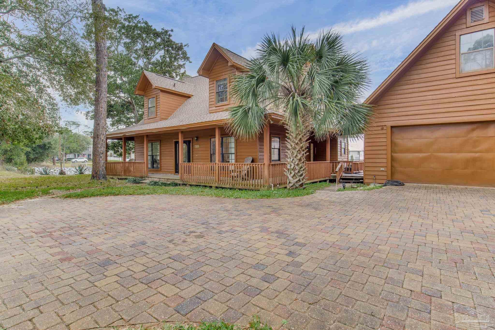 SOUNDSIDE EAST - Residential