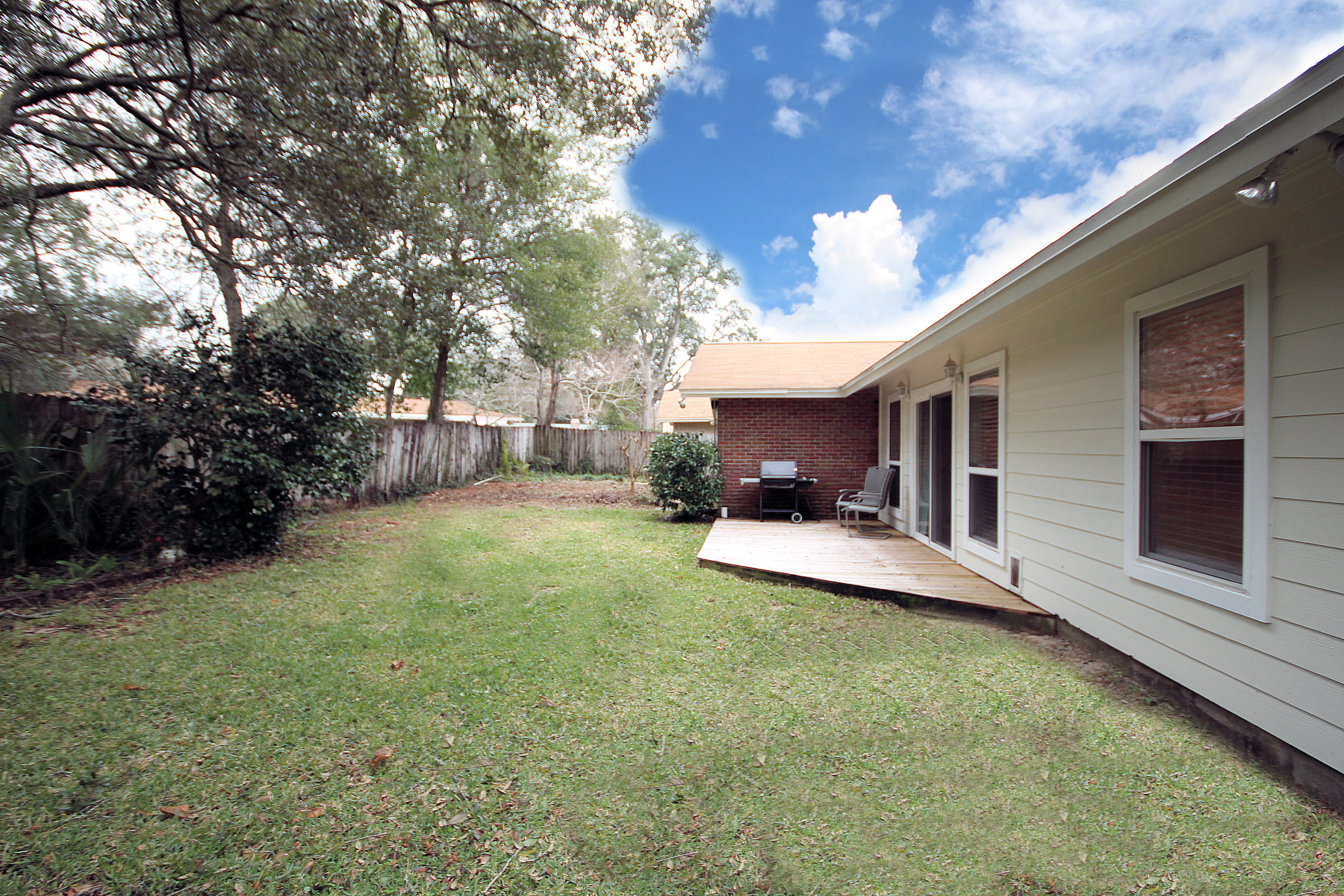 KENWOOD S/D 3RD ADDN - Residential