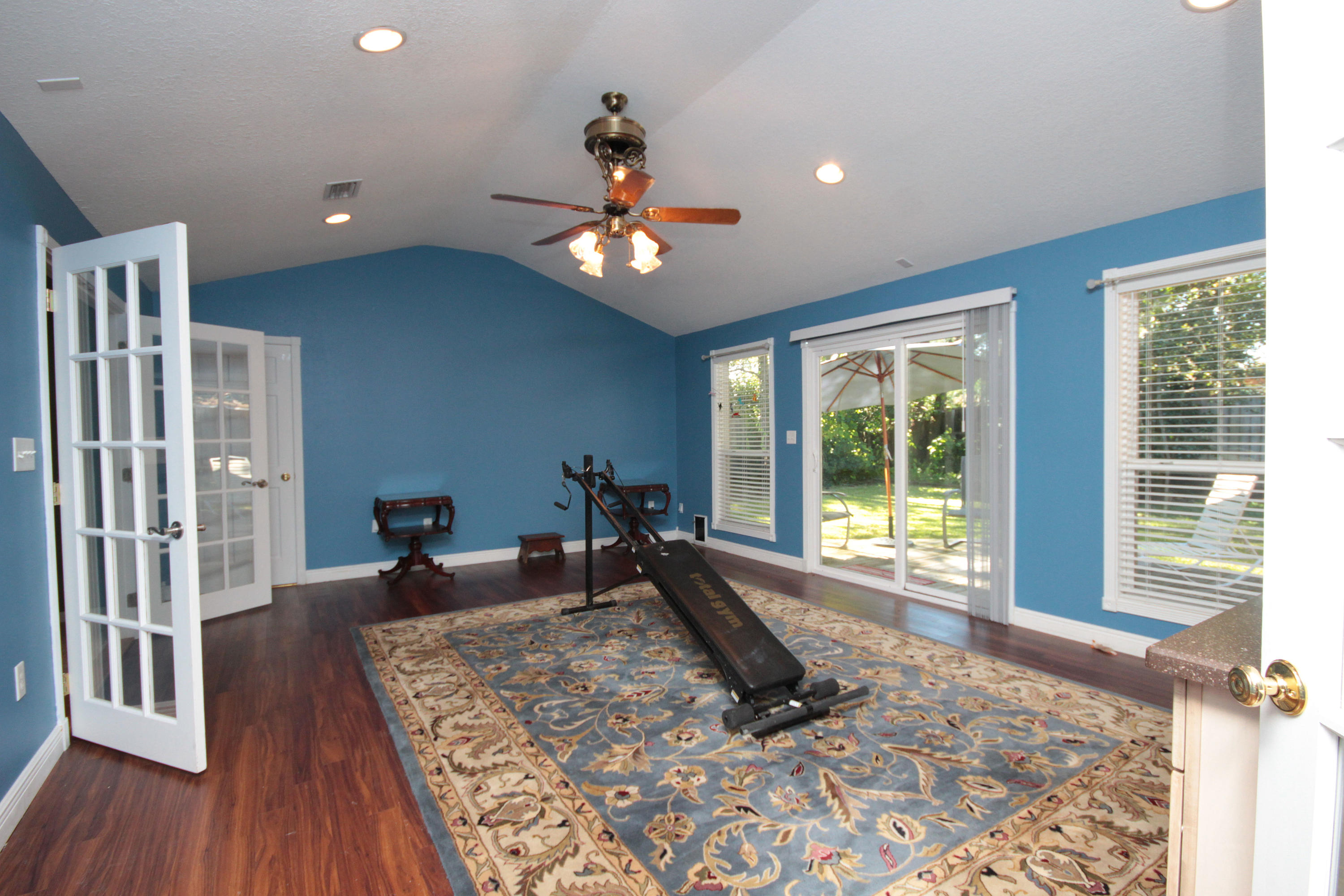 KENWOOD S/D 3RD ADDN - Residential