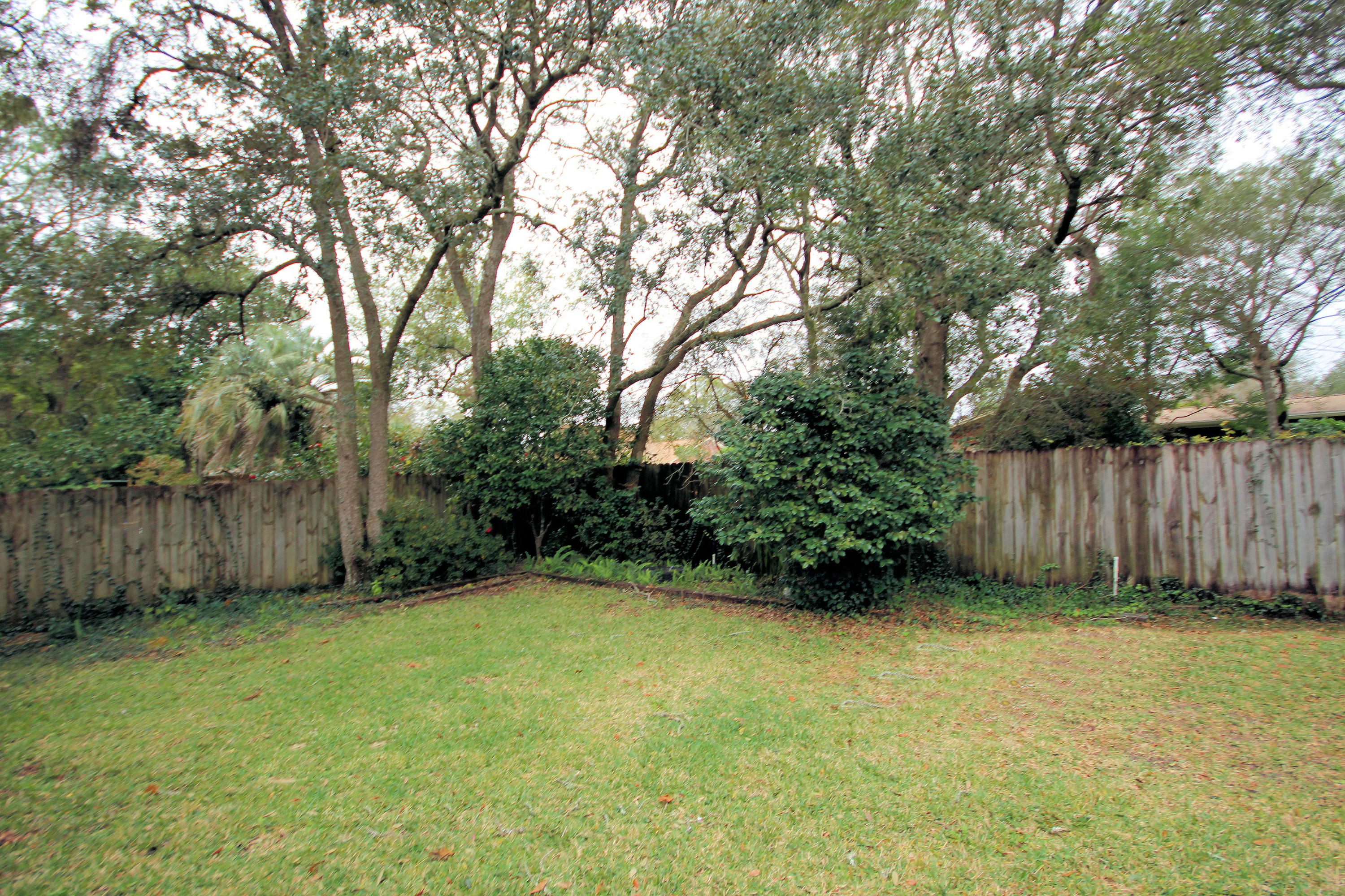 KENWOOD S/D 3RD ADDN - Residential