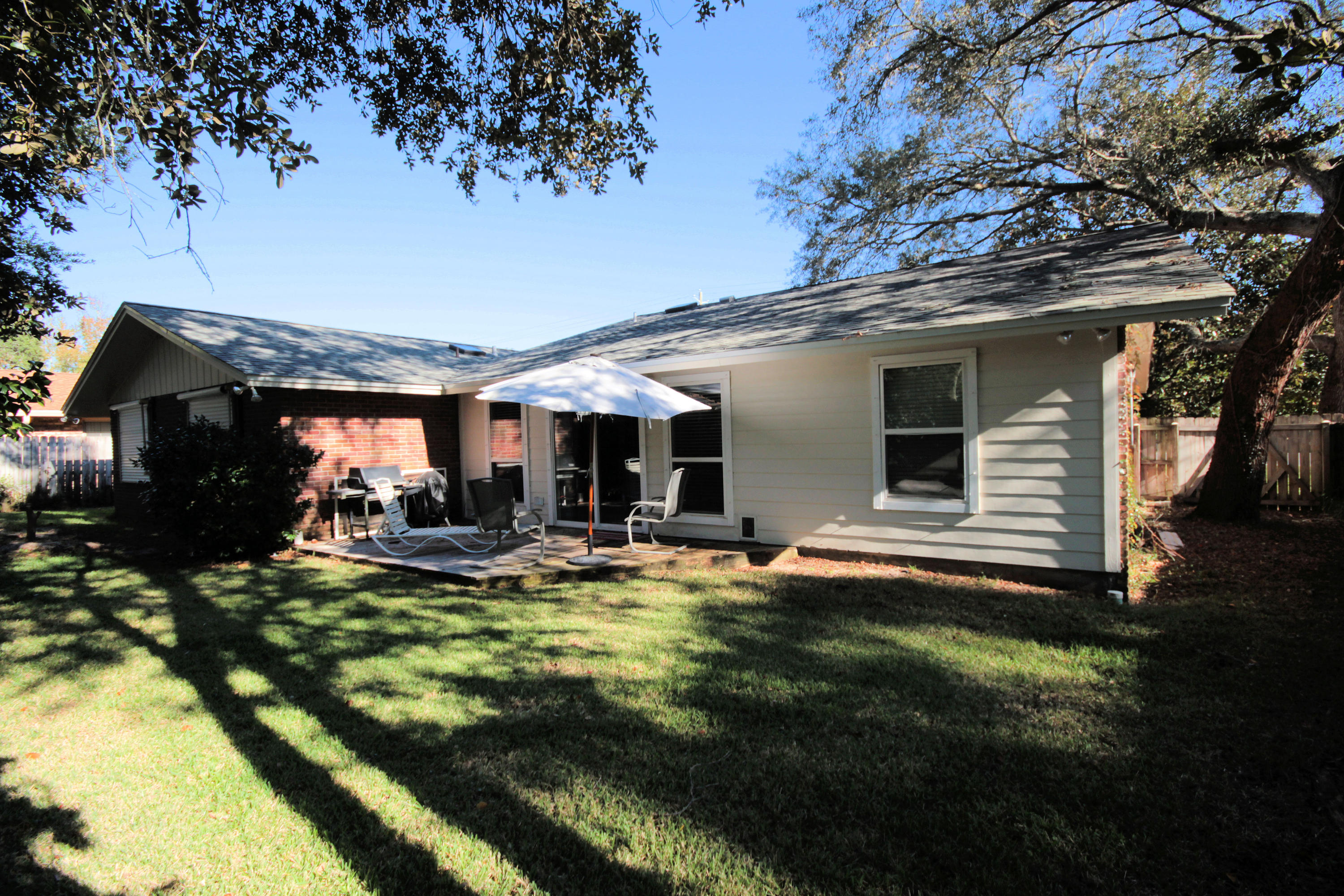 KENWOOD S/D 3RD ADDN - Residential