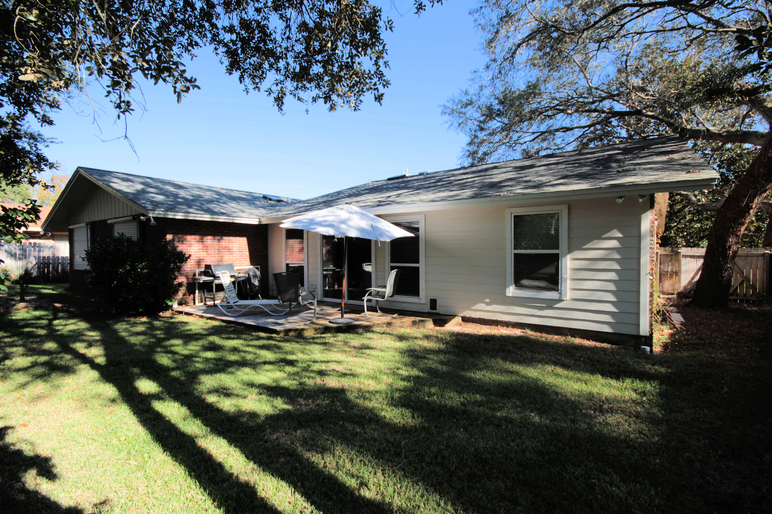 KENWOOD S/D 3RD ADDN - Residential