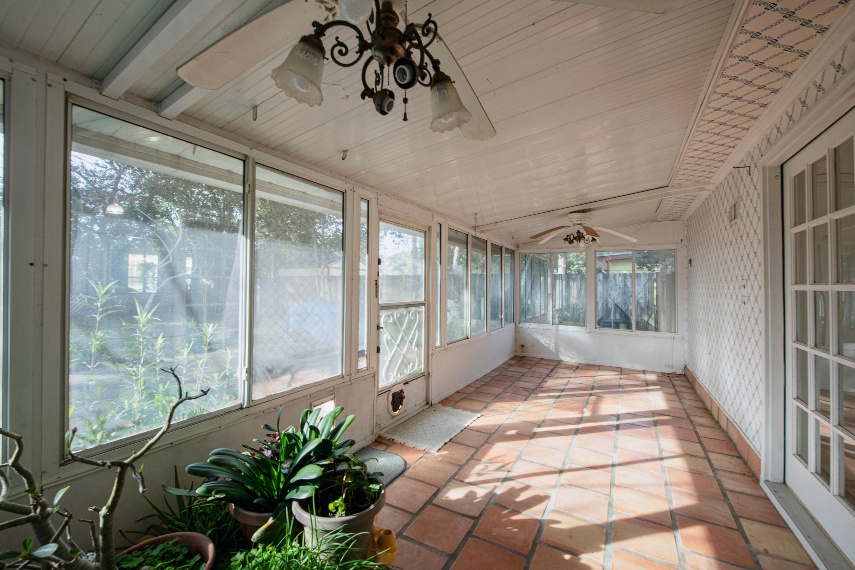 GARNIERS ADDS 1-7 (242208.00) - Residential