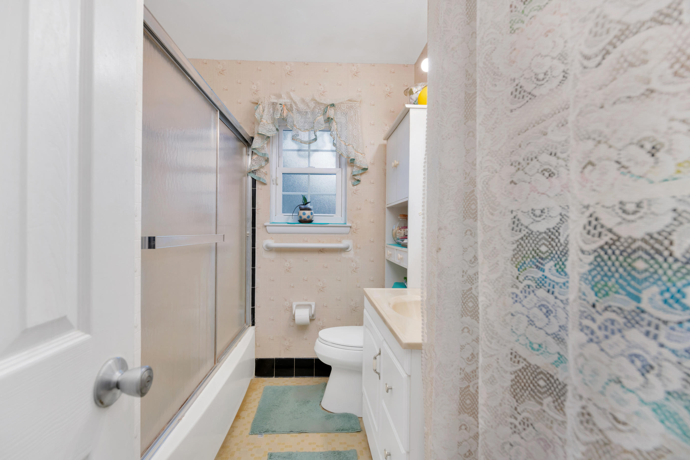 GARNIERS ADDS 1-7 (242208.00) - Residential
