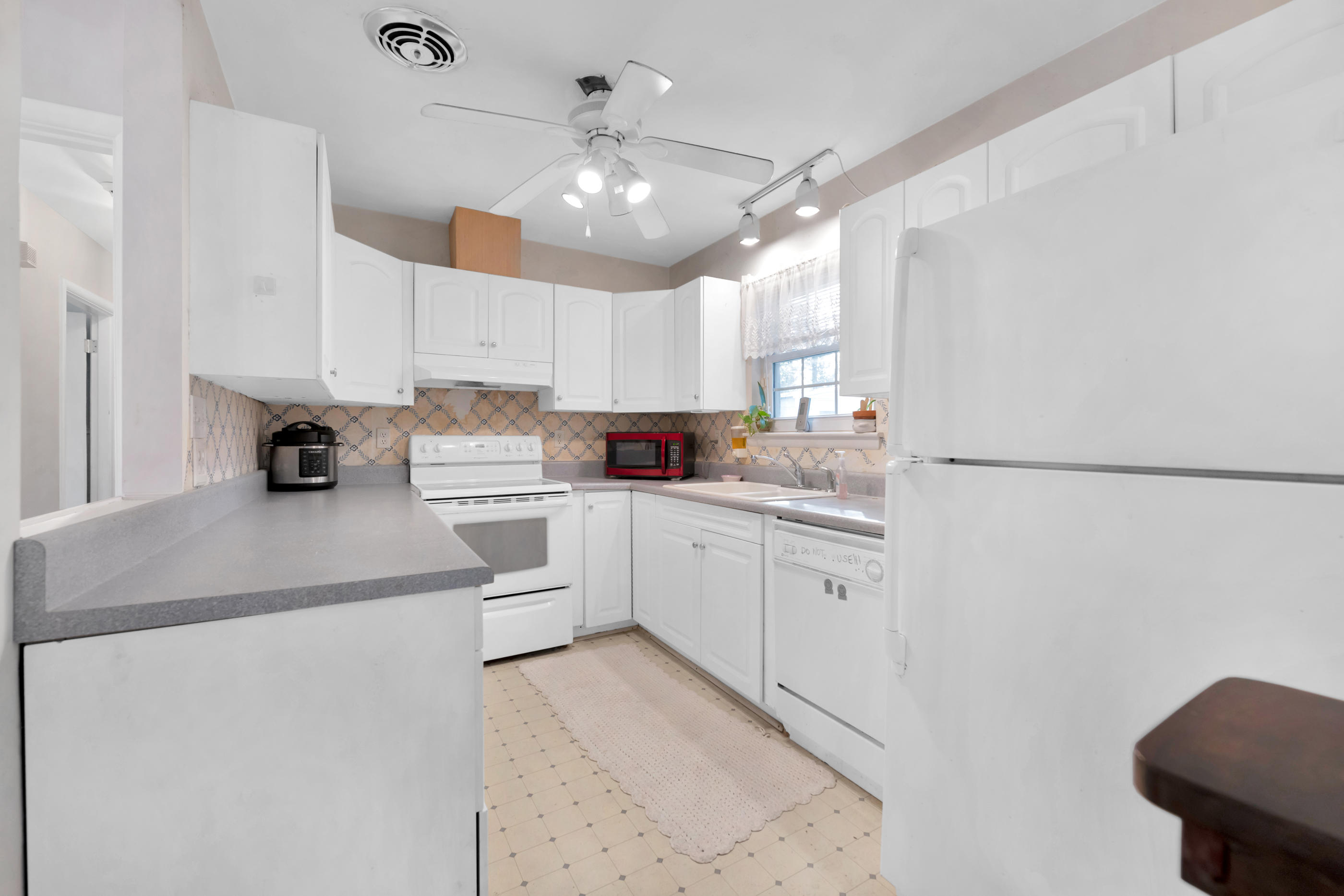 GARNIERS ADDS 1-7 (242208.00) - Residential