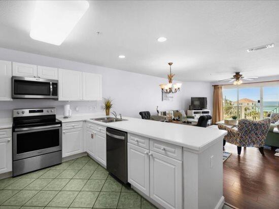 AMALFI COAST RESORT - Residential Lease